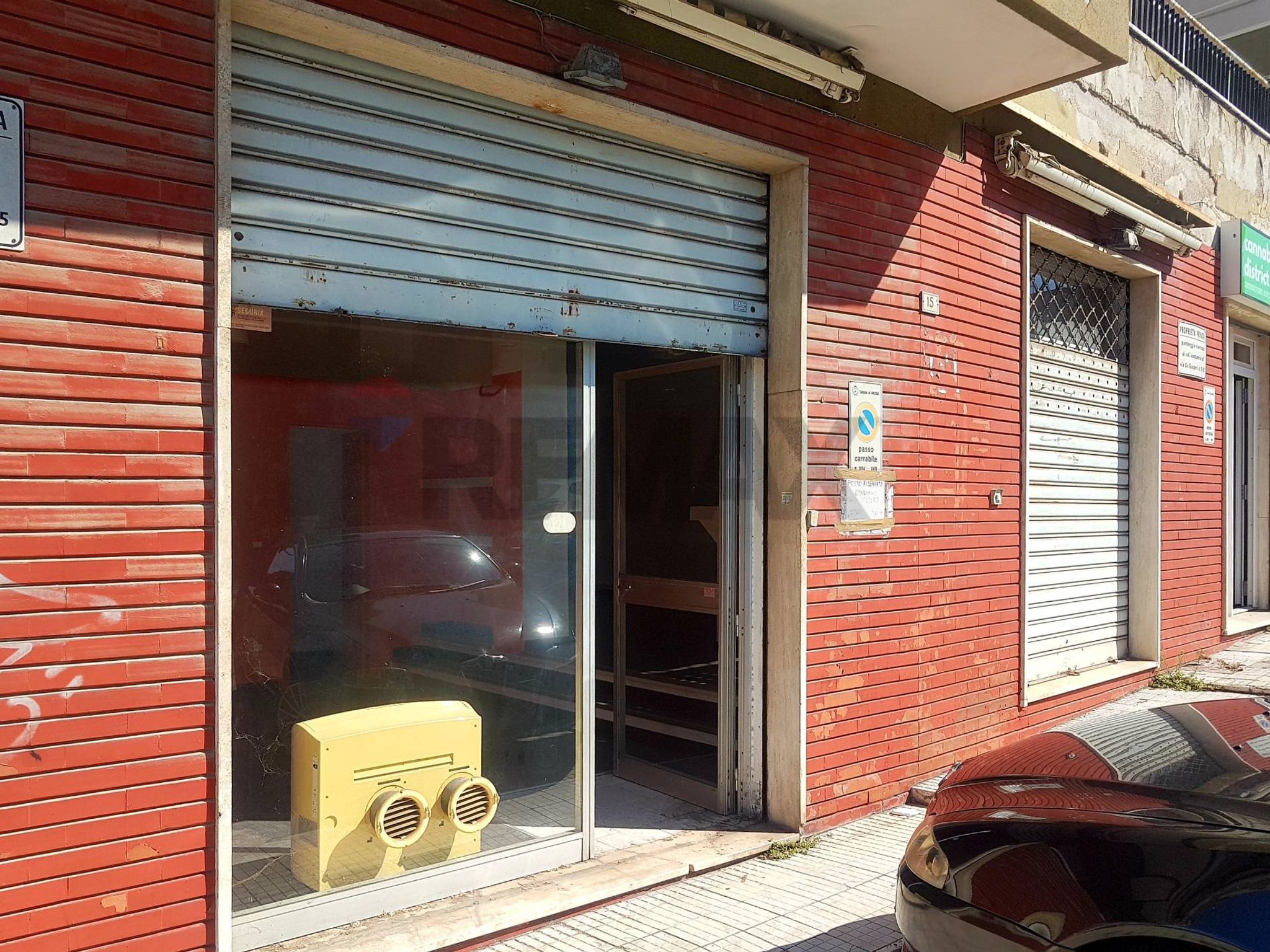 Edificio all'aperto
