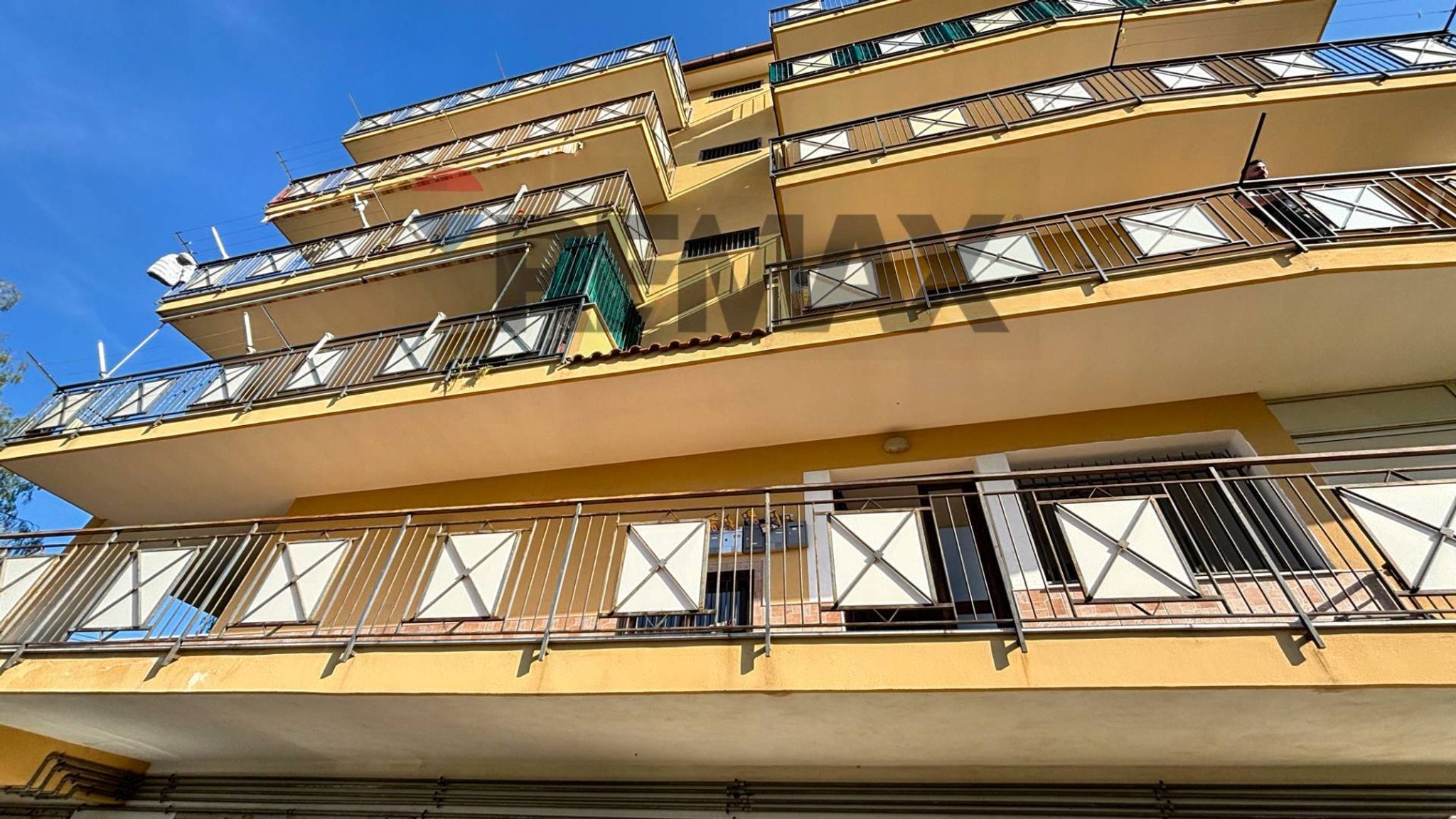 Edificio all'aperto