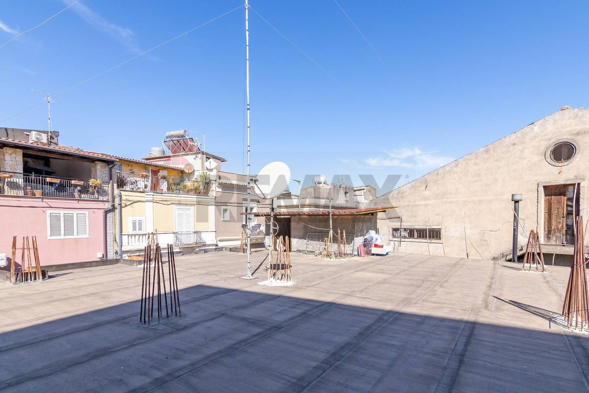 Edificio all'aperto