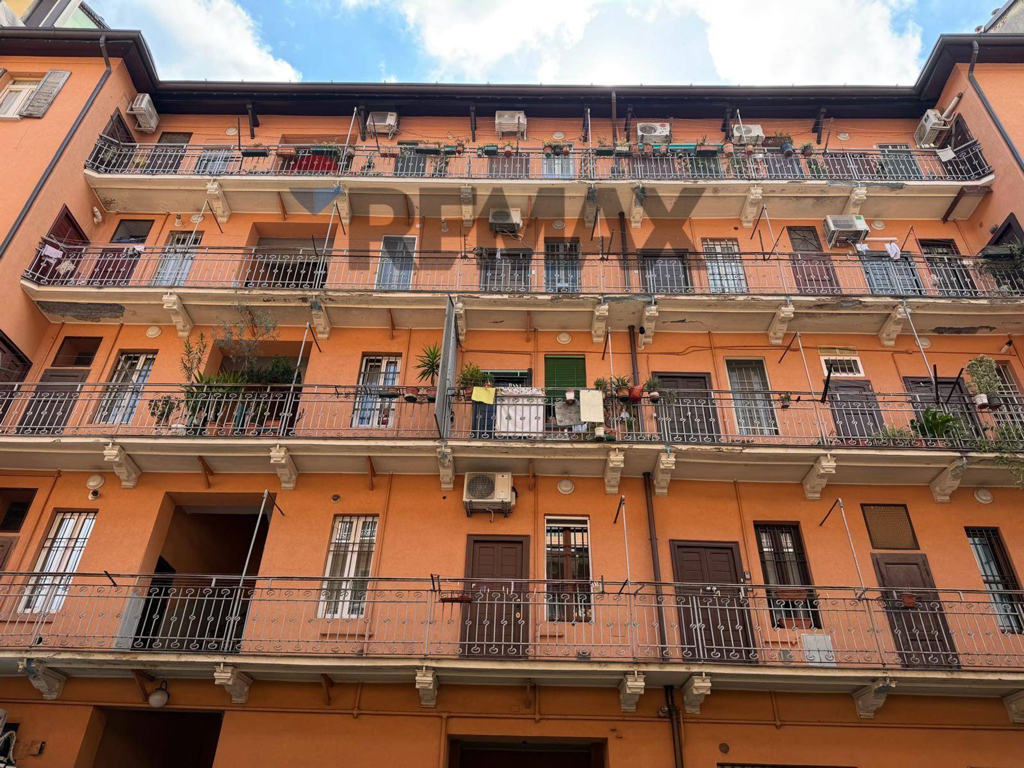 Edificio all'aperto