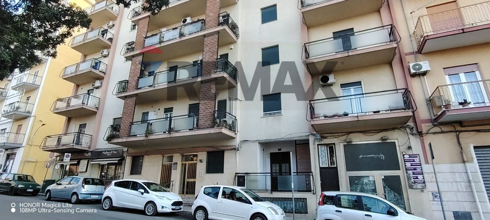 Edificio all'aperto