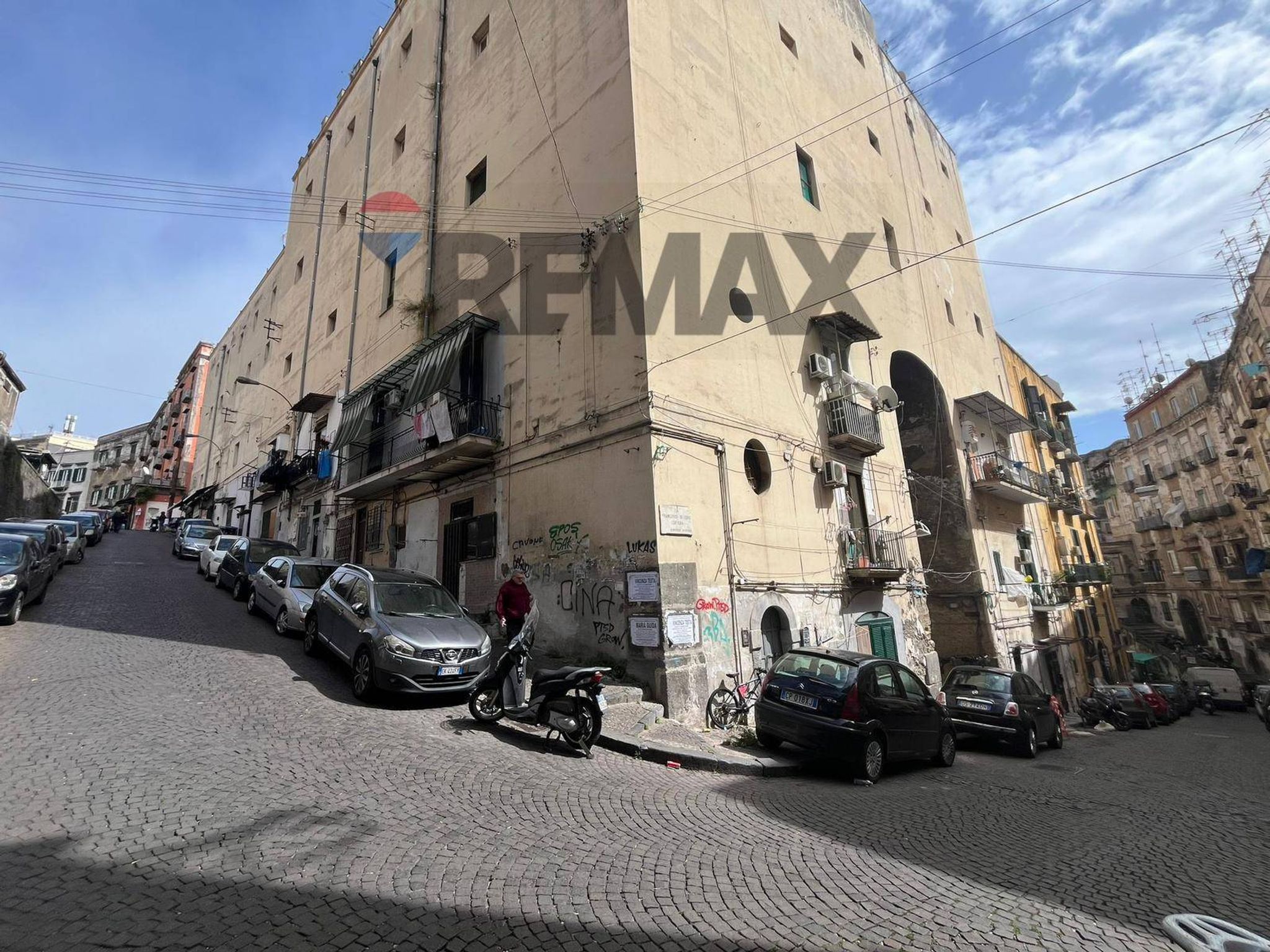 Edificio all'aperto