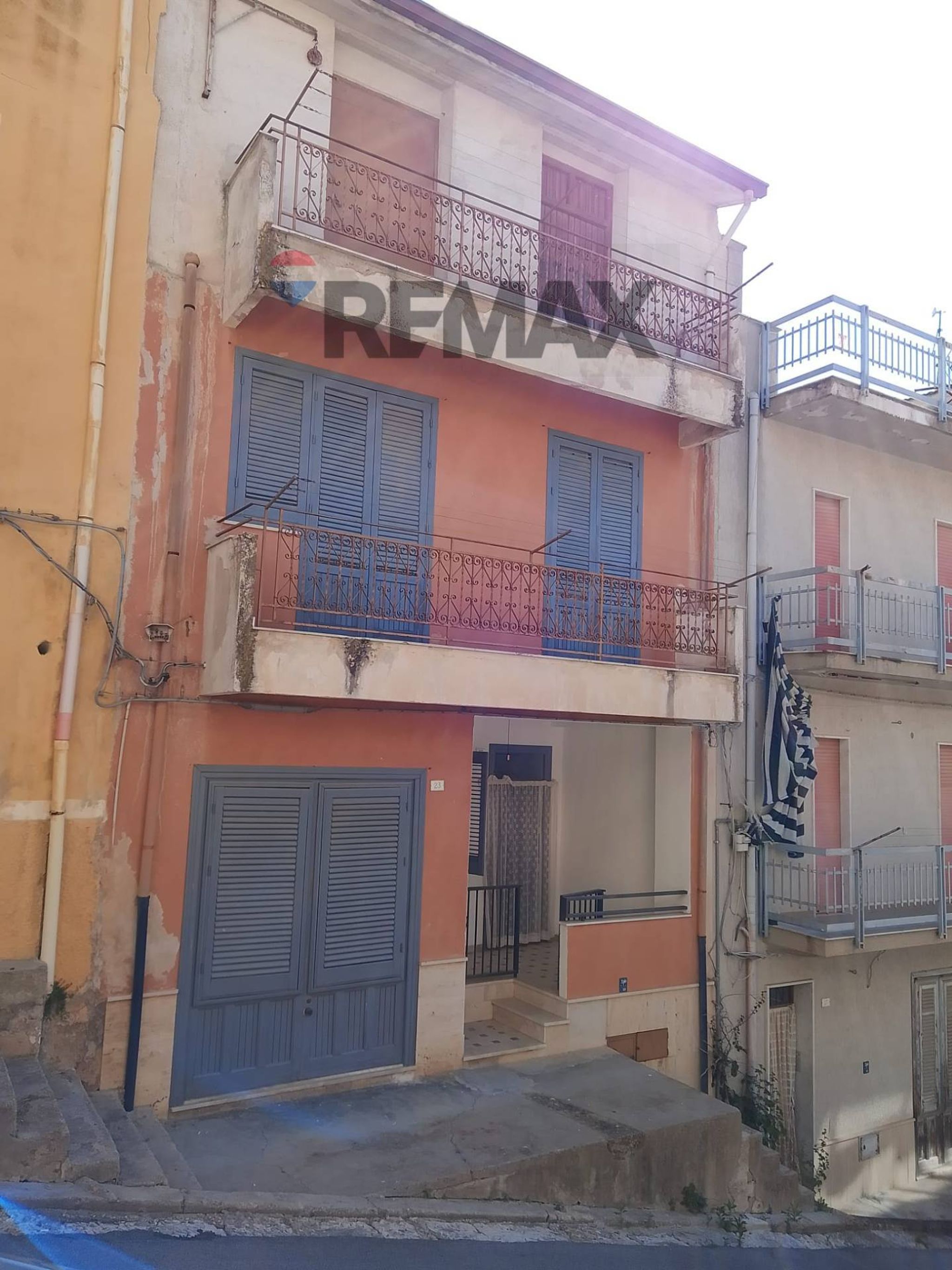Edificio all'aperto