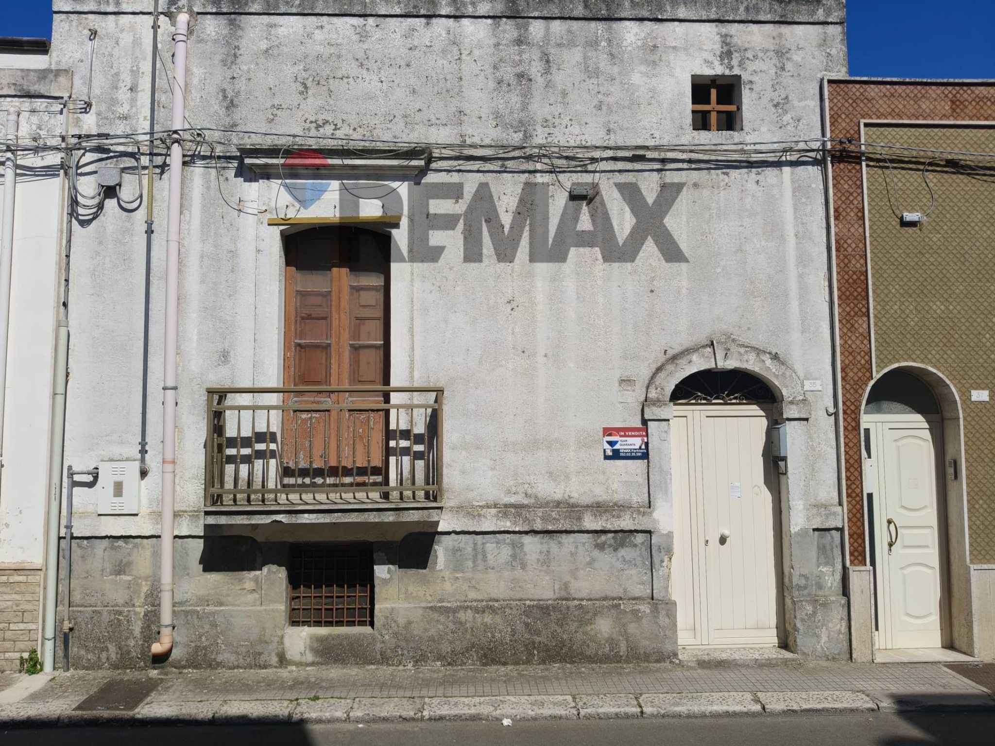 Edificio all'aperto