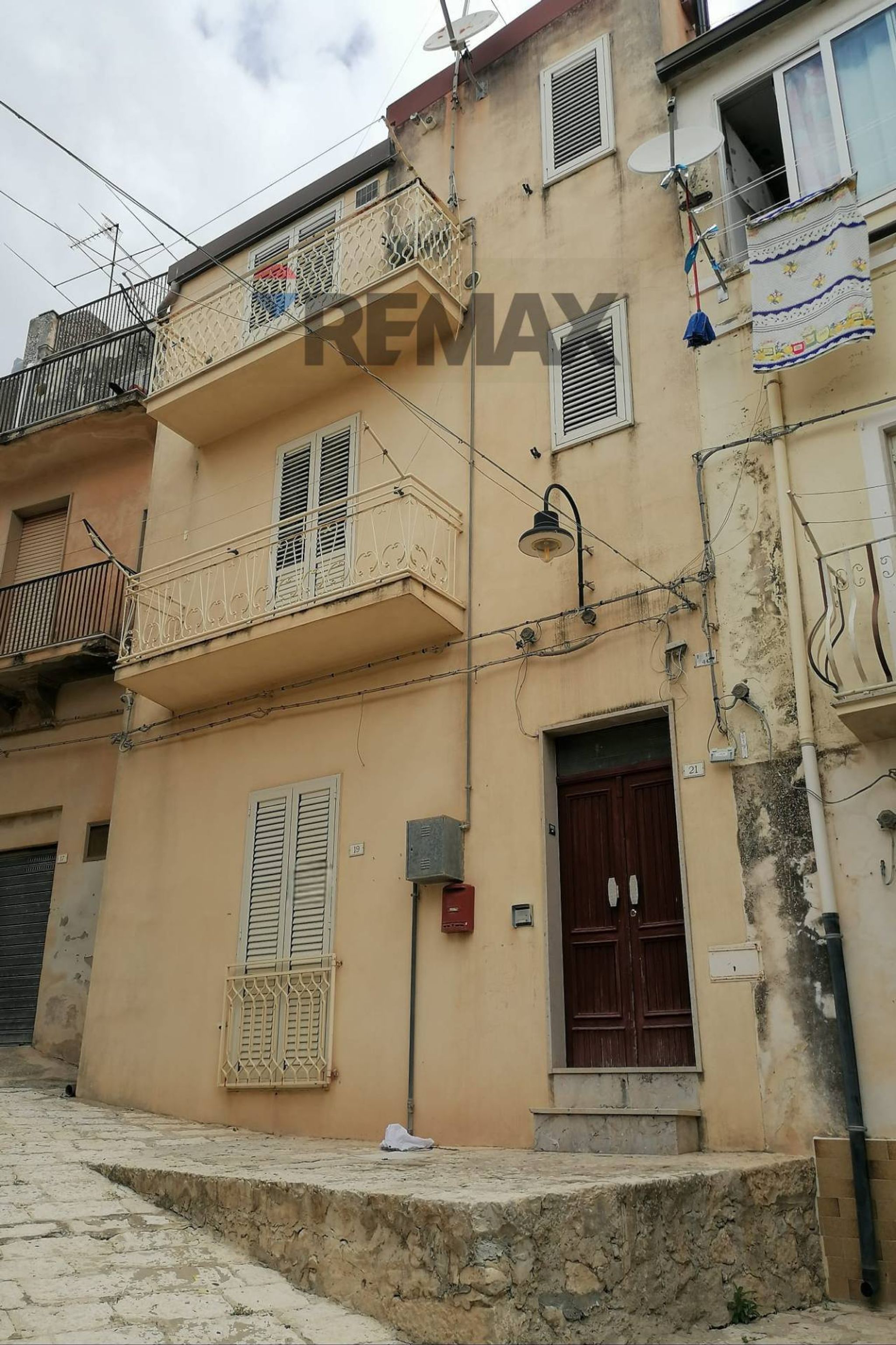 Edificio all'aperto