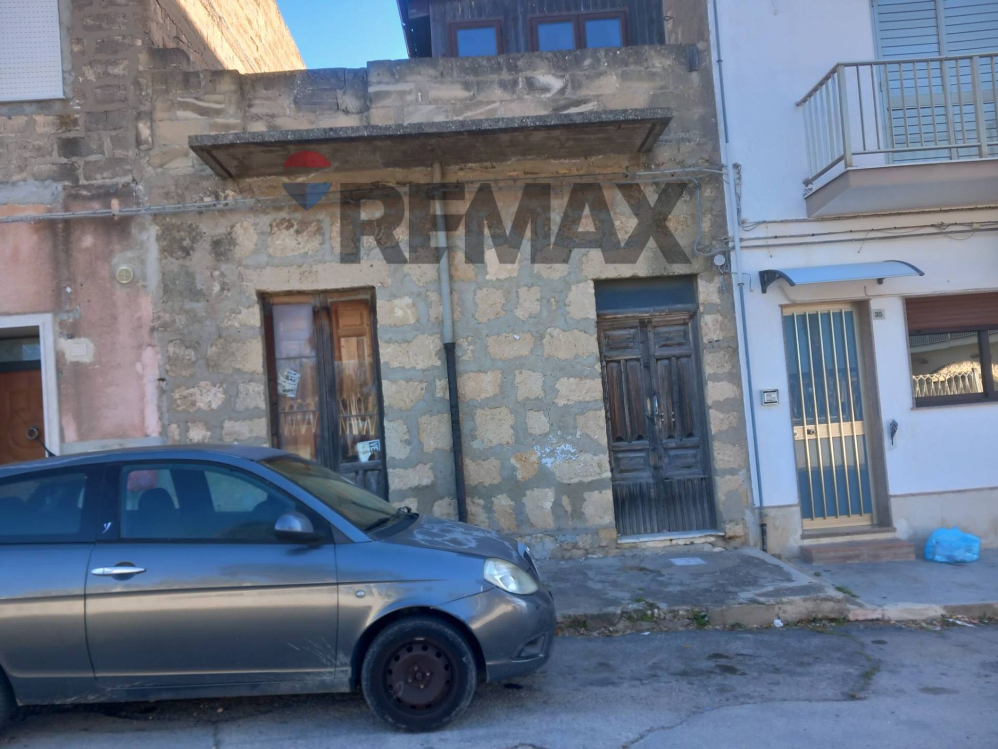 Edificio all'aperto