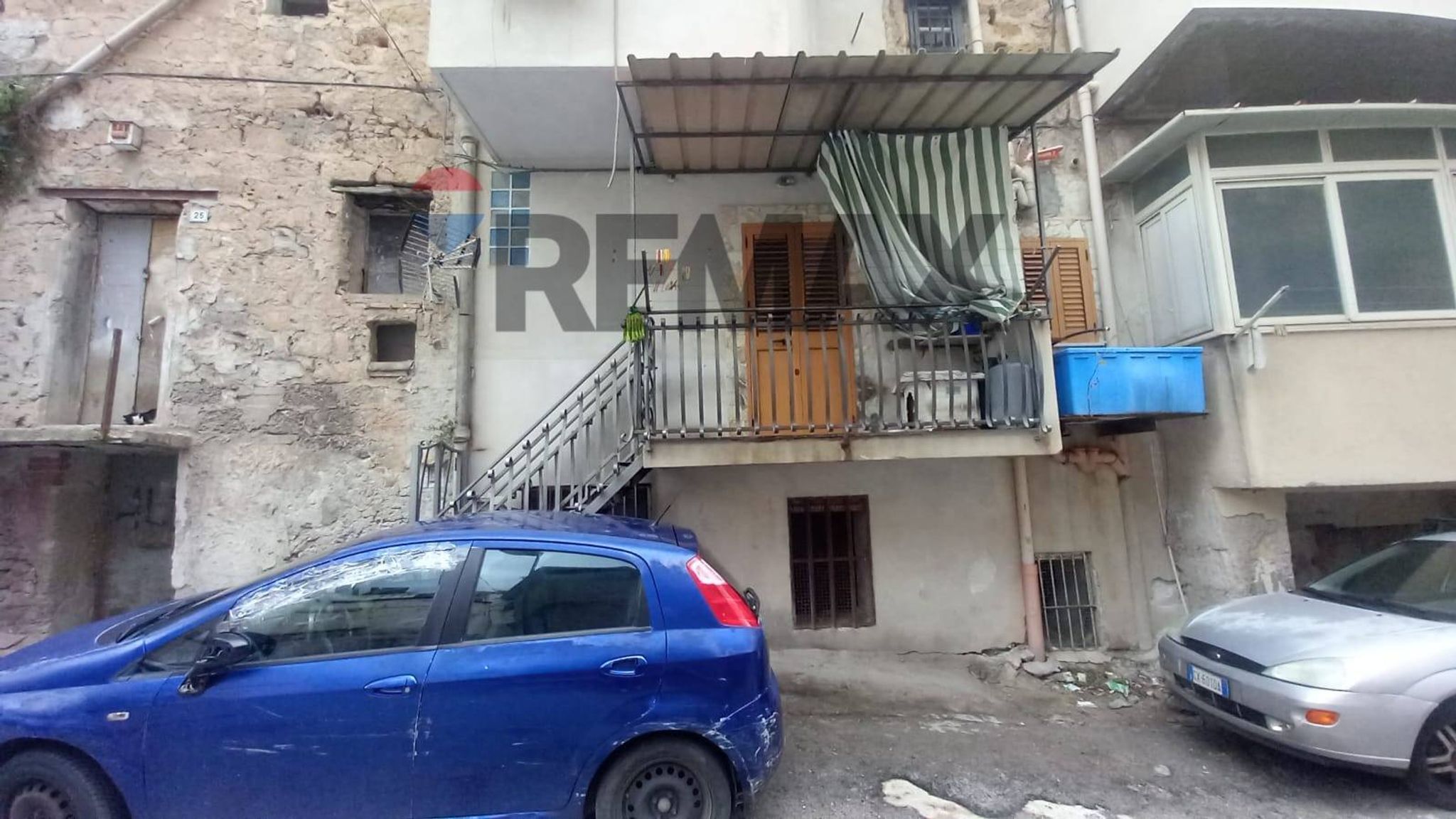 Edificio all'aperto