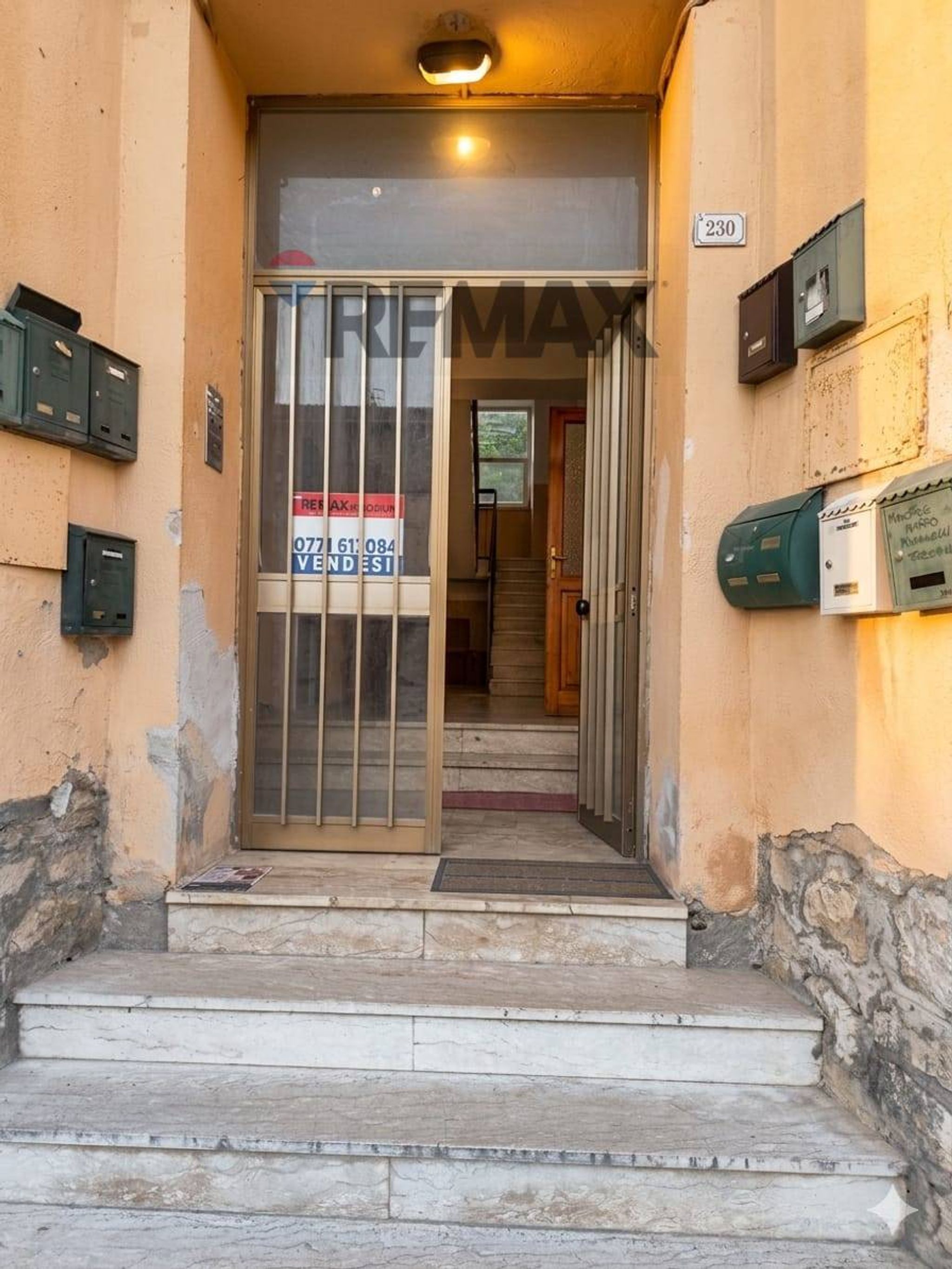Edificio all'aperto