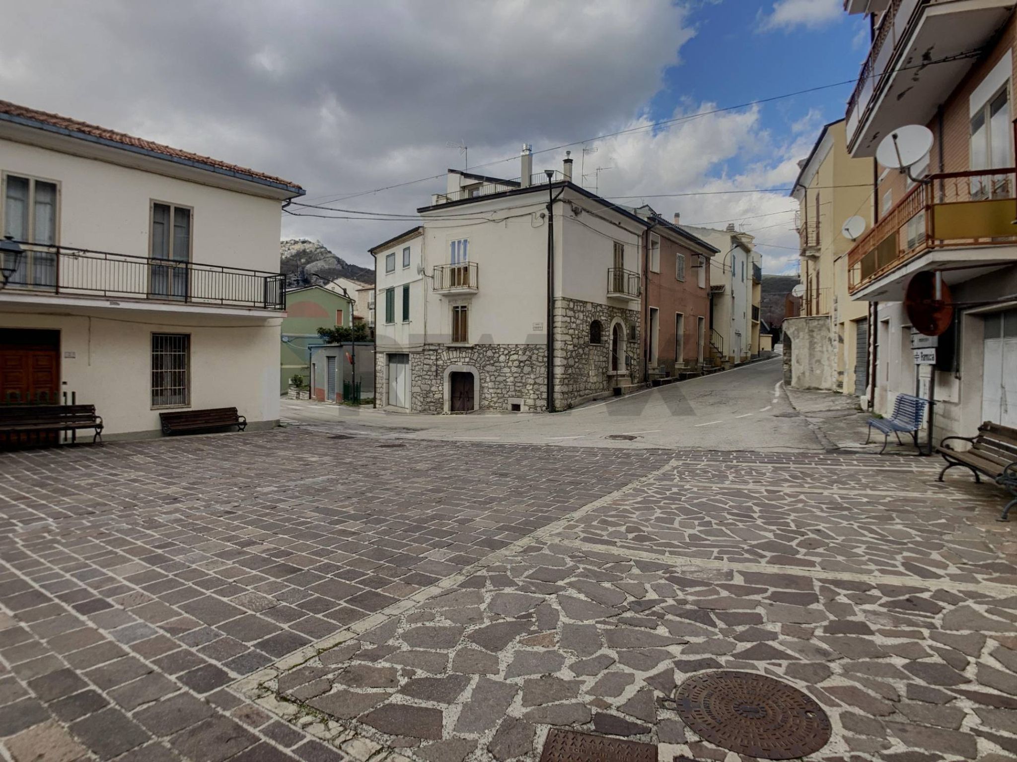 Edificio all'aperto