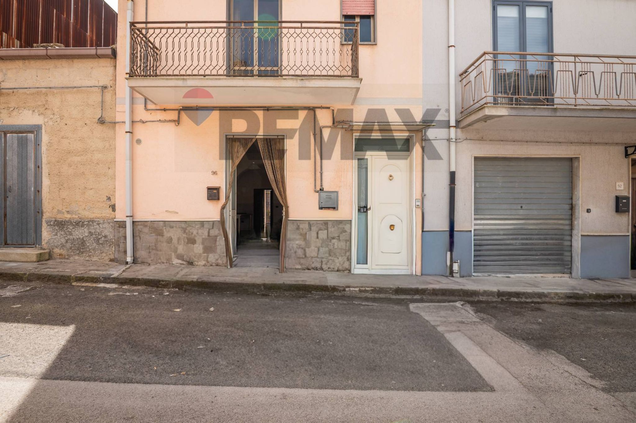 Edificio all'aperto