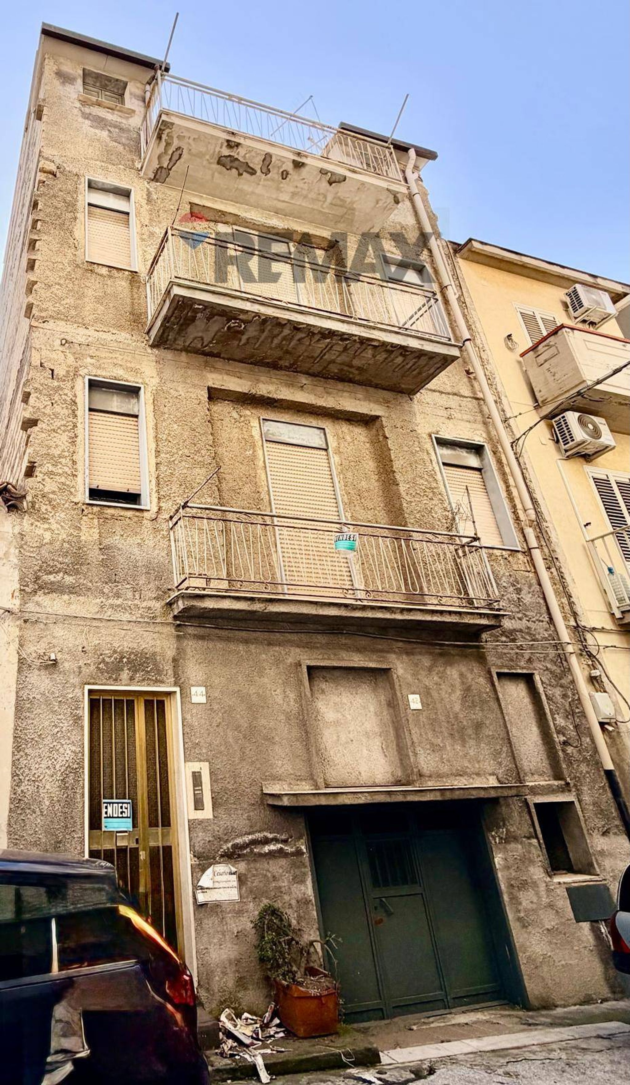 Edificio all'aperto