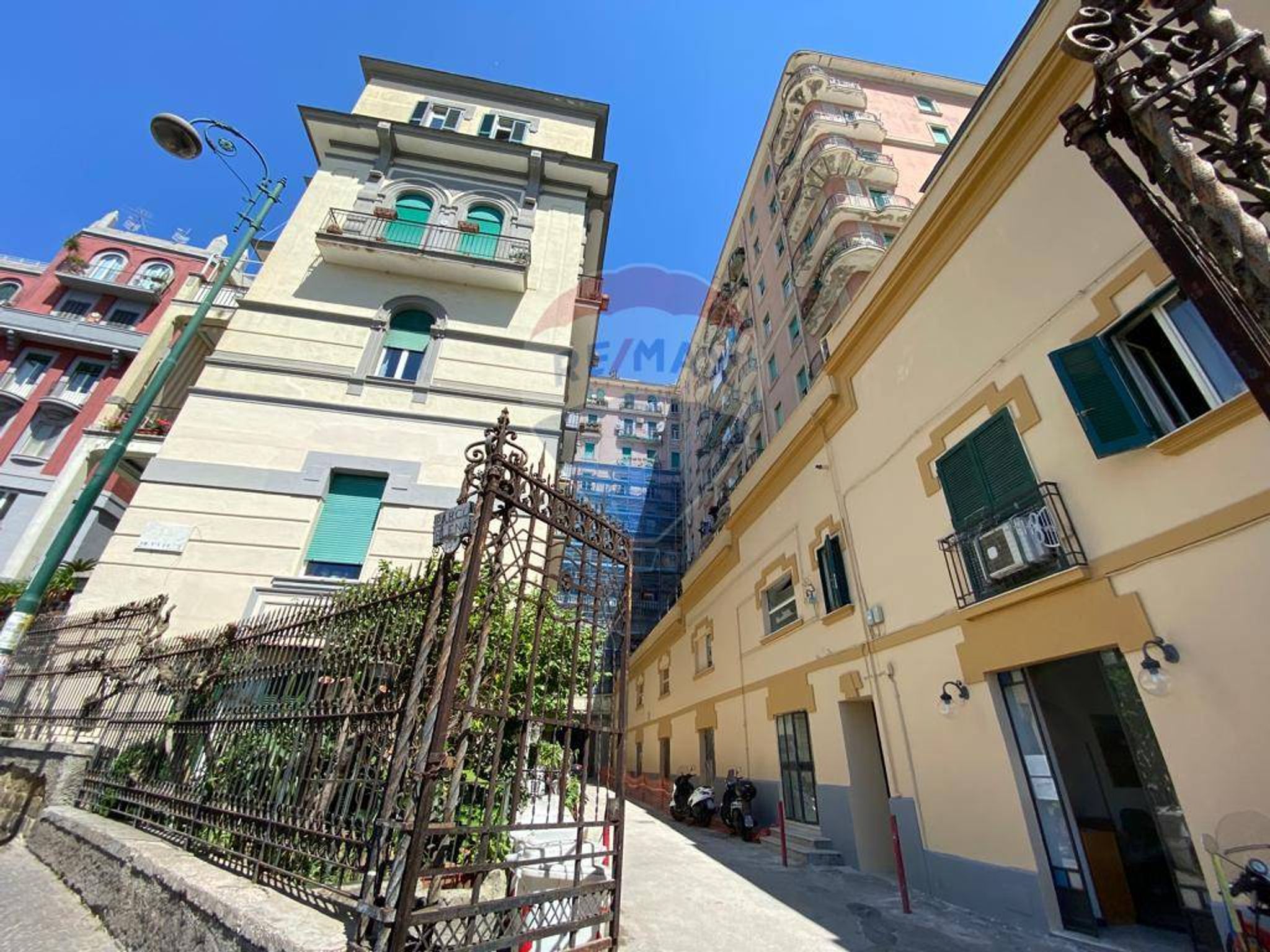 Edificio all'aperto