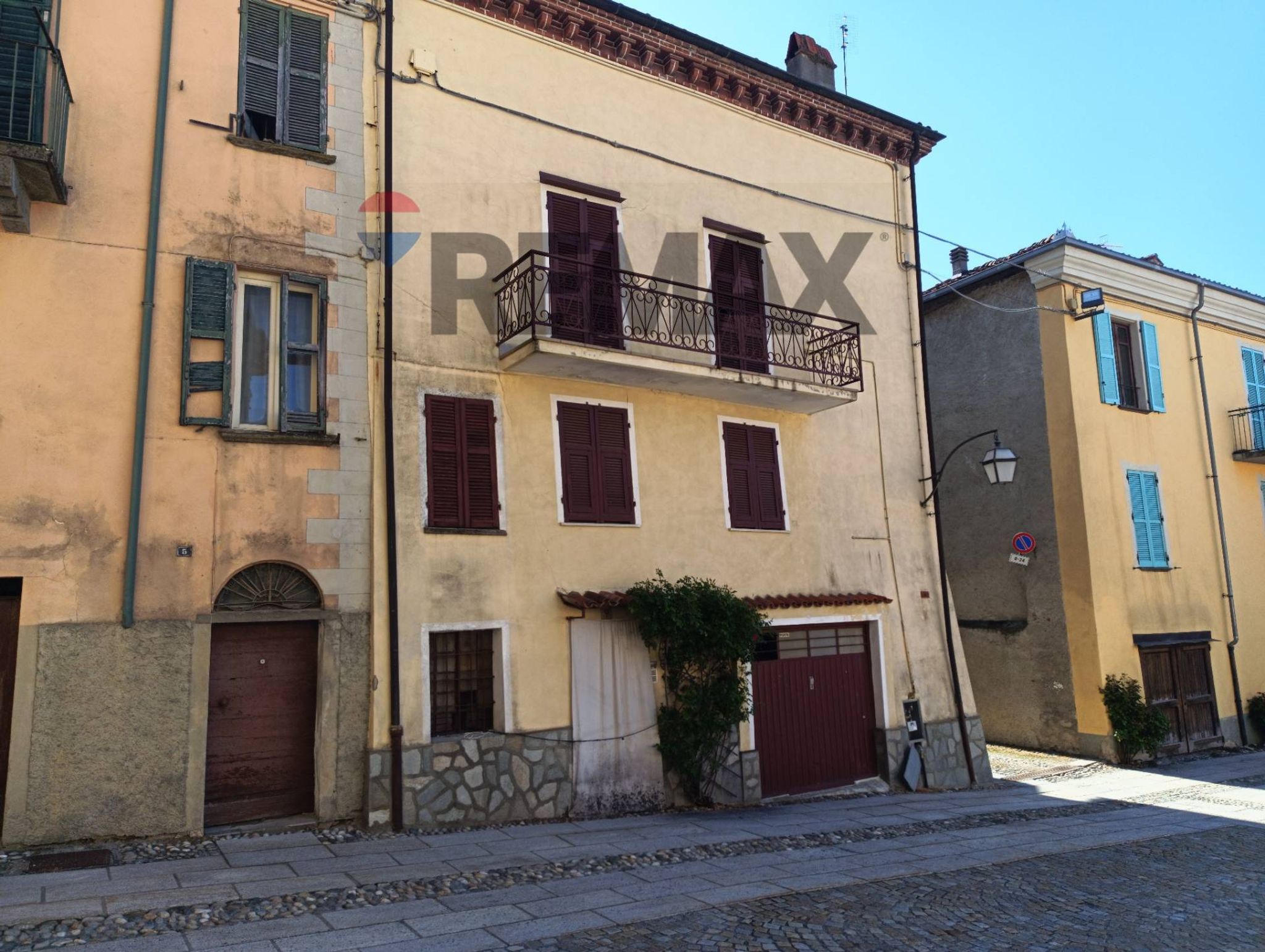 Edificio all'aperto