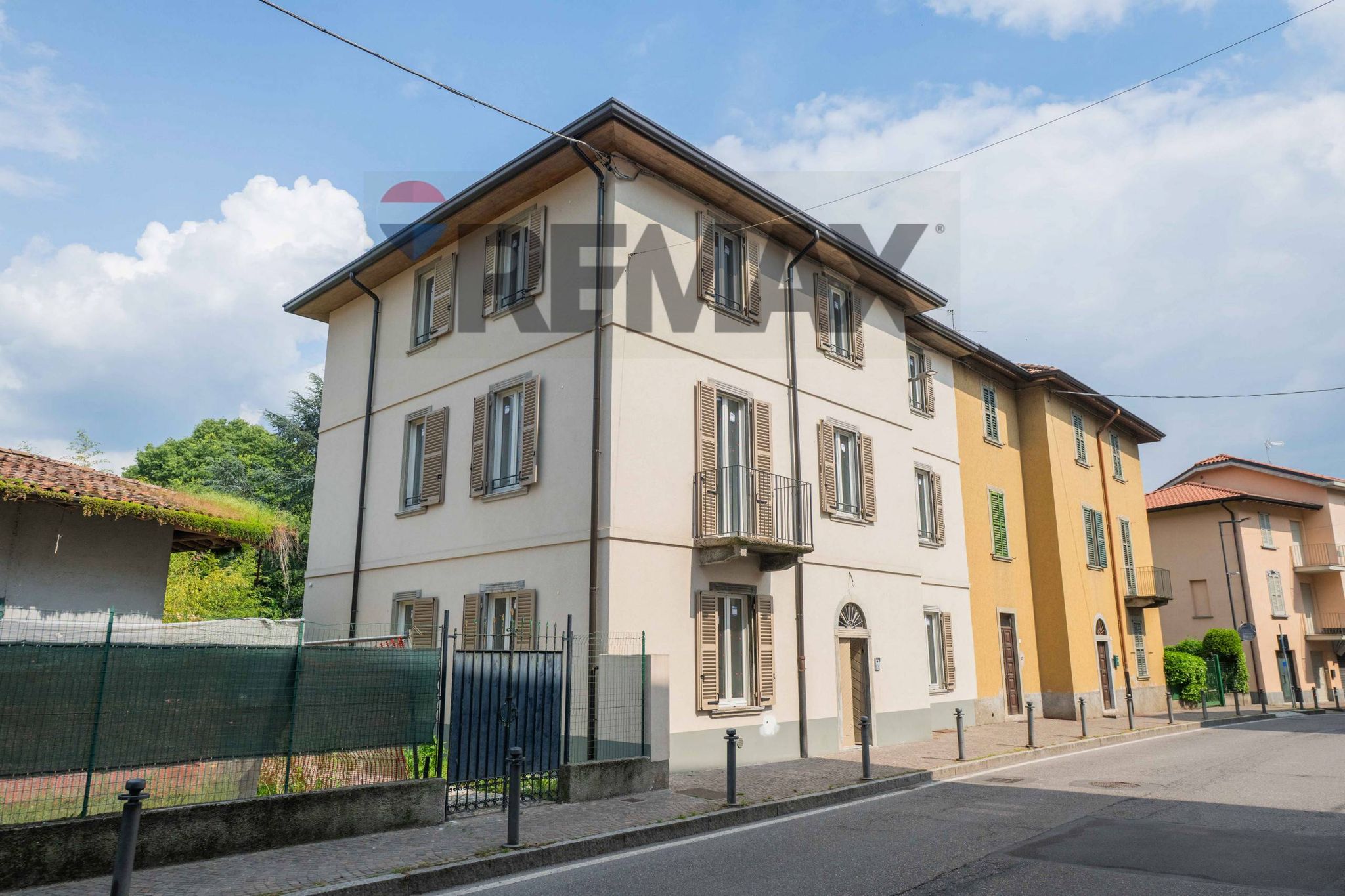 Edificio all'aperto
