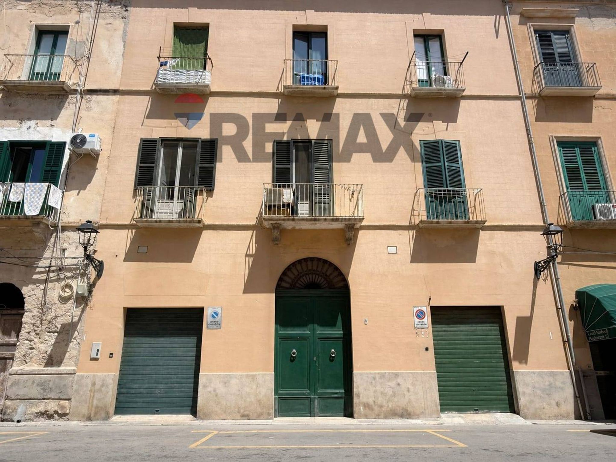 Edificio all'aperto