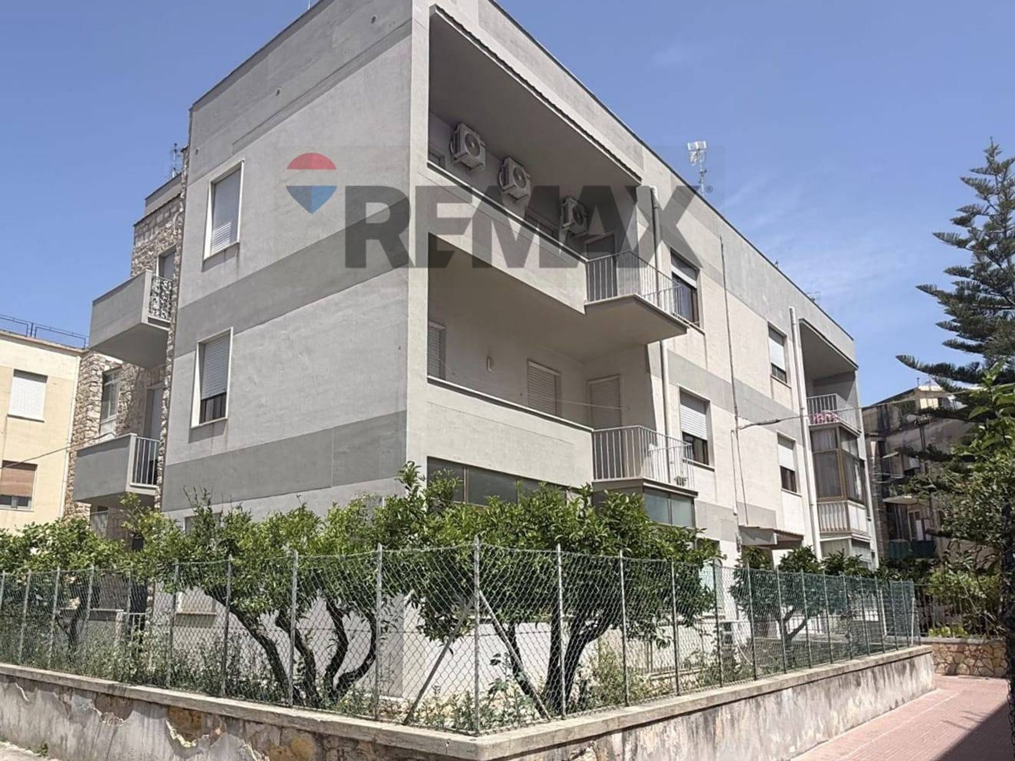 Edificio all'aperto