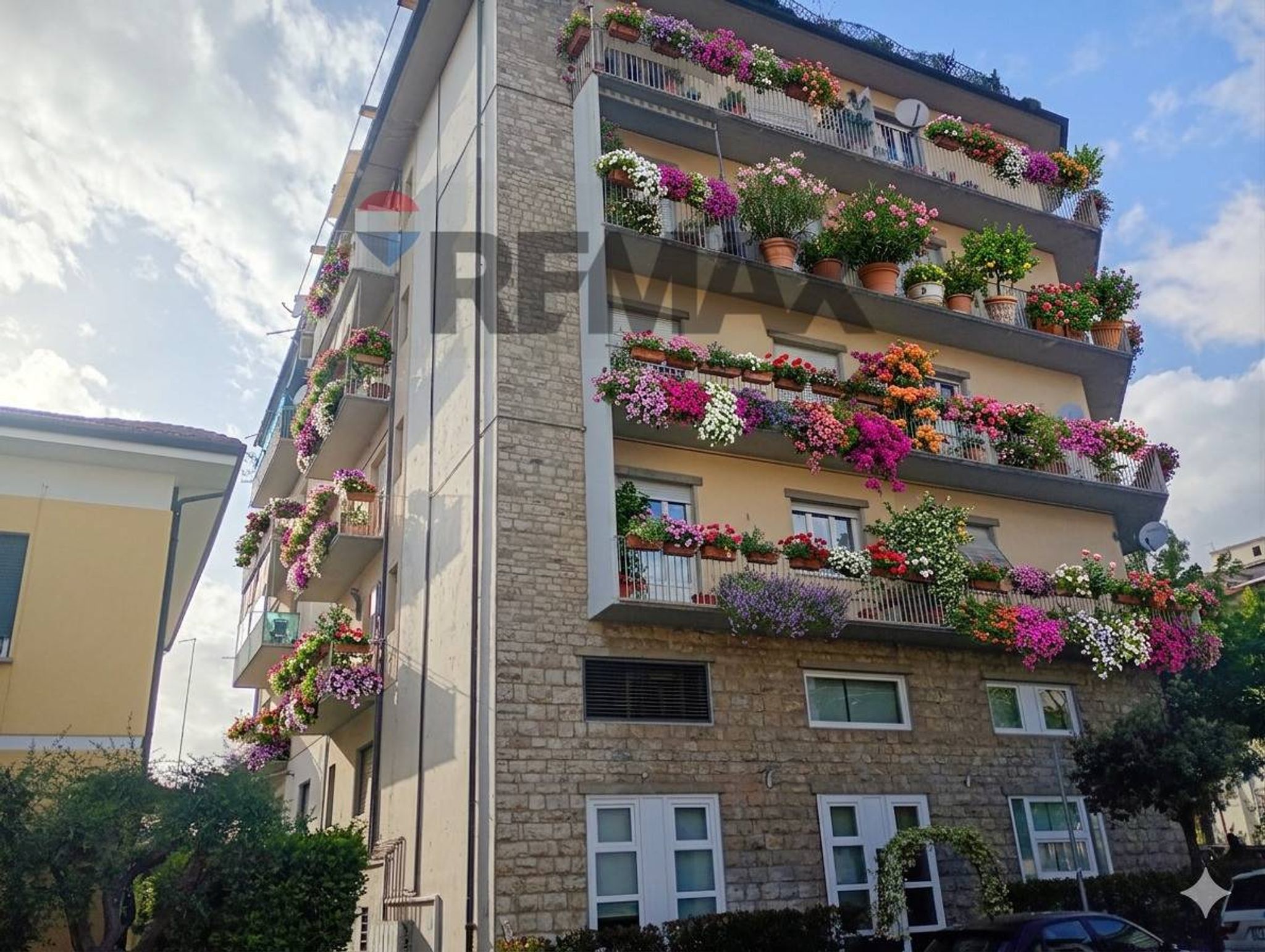 Edificio all'aperto