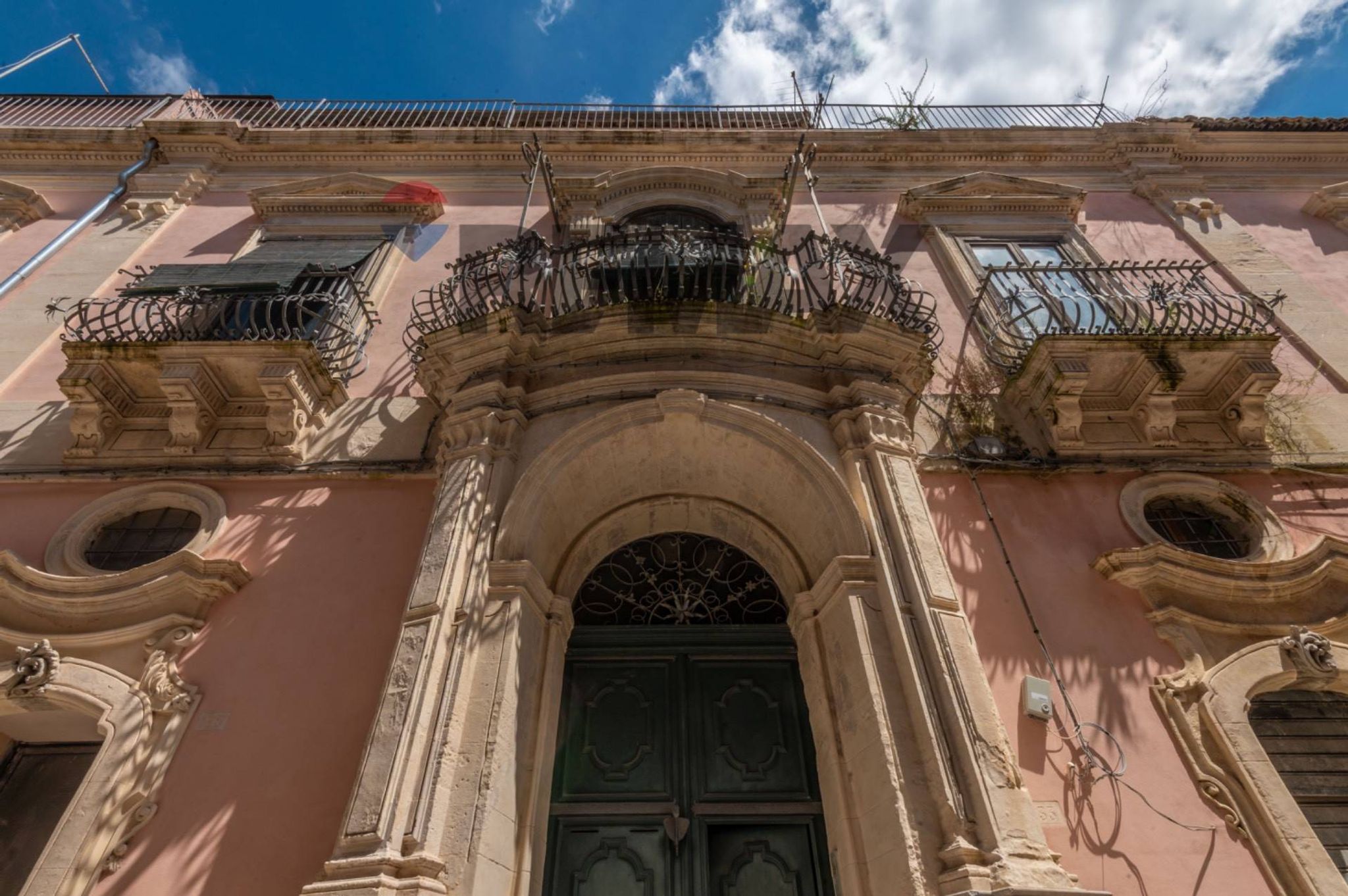 Edificio all'aperto