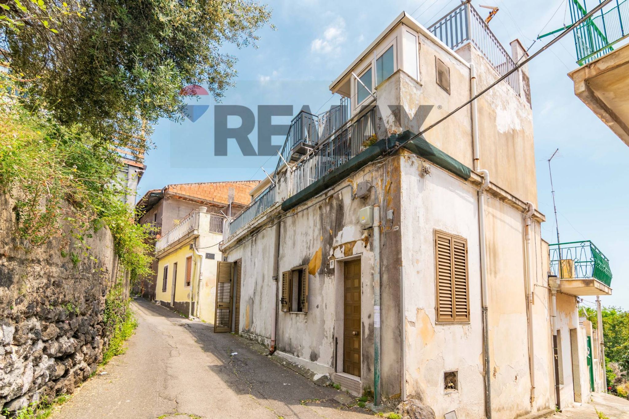 Immobile a Acireale