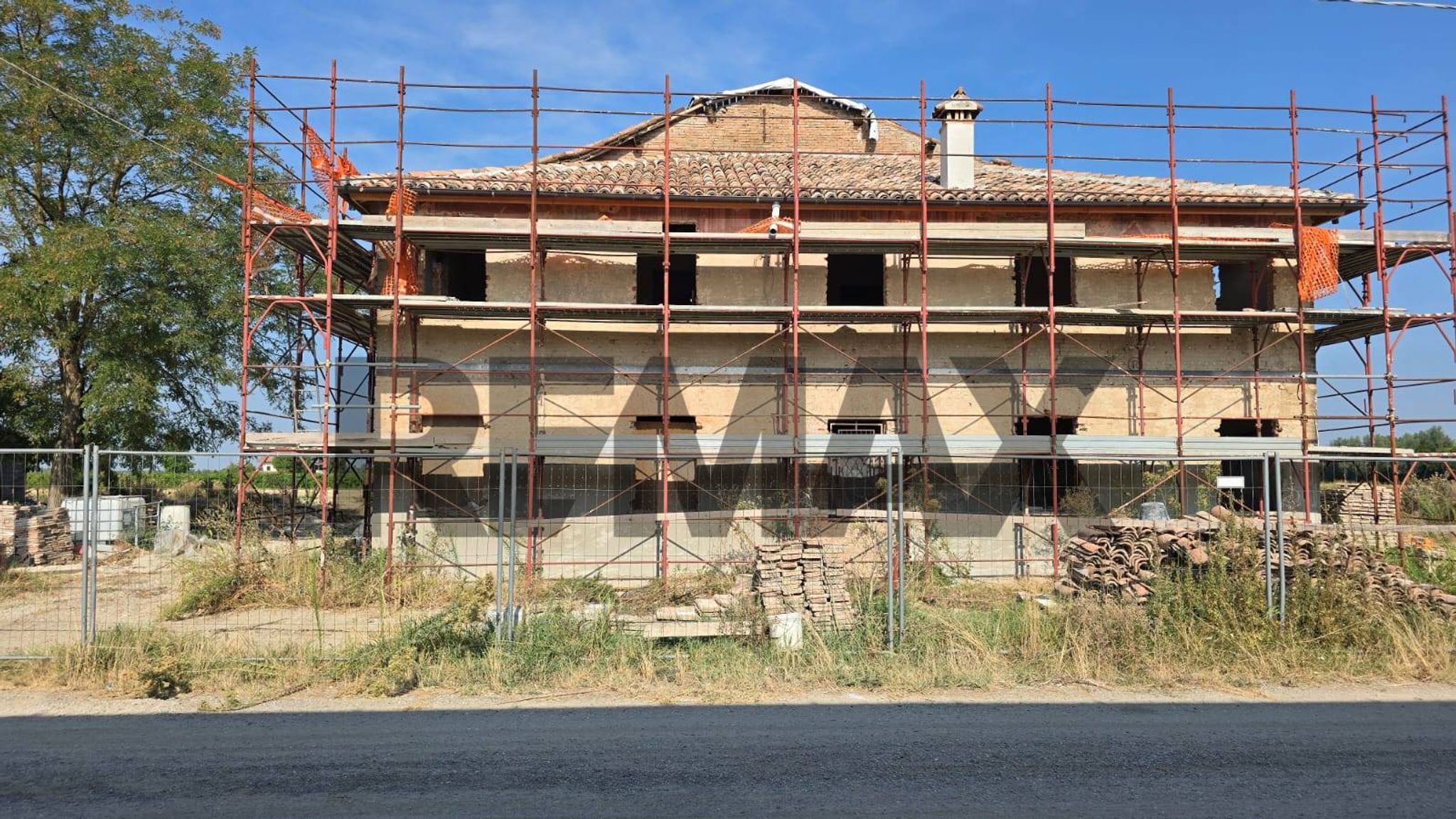 Edificio all'aperto