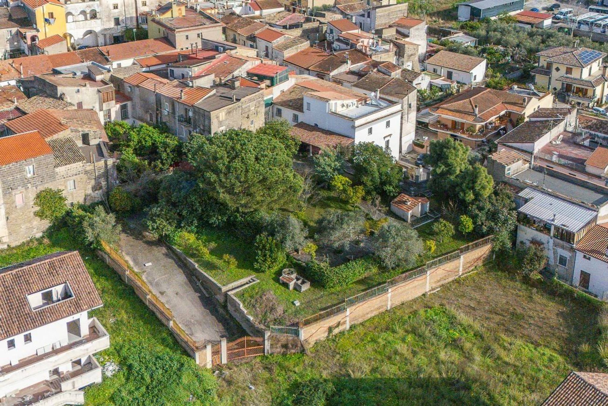 Edificio all'aperto