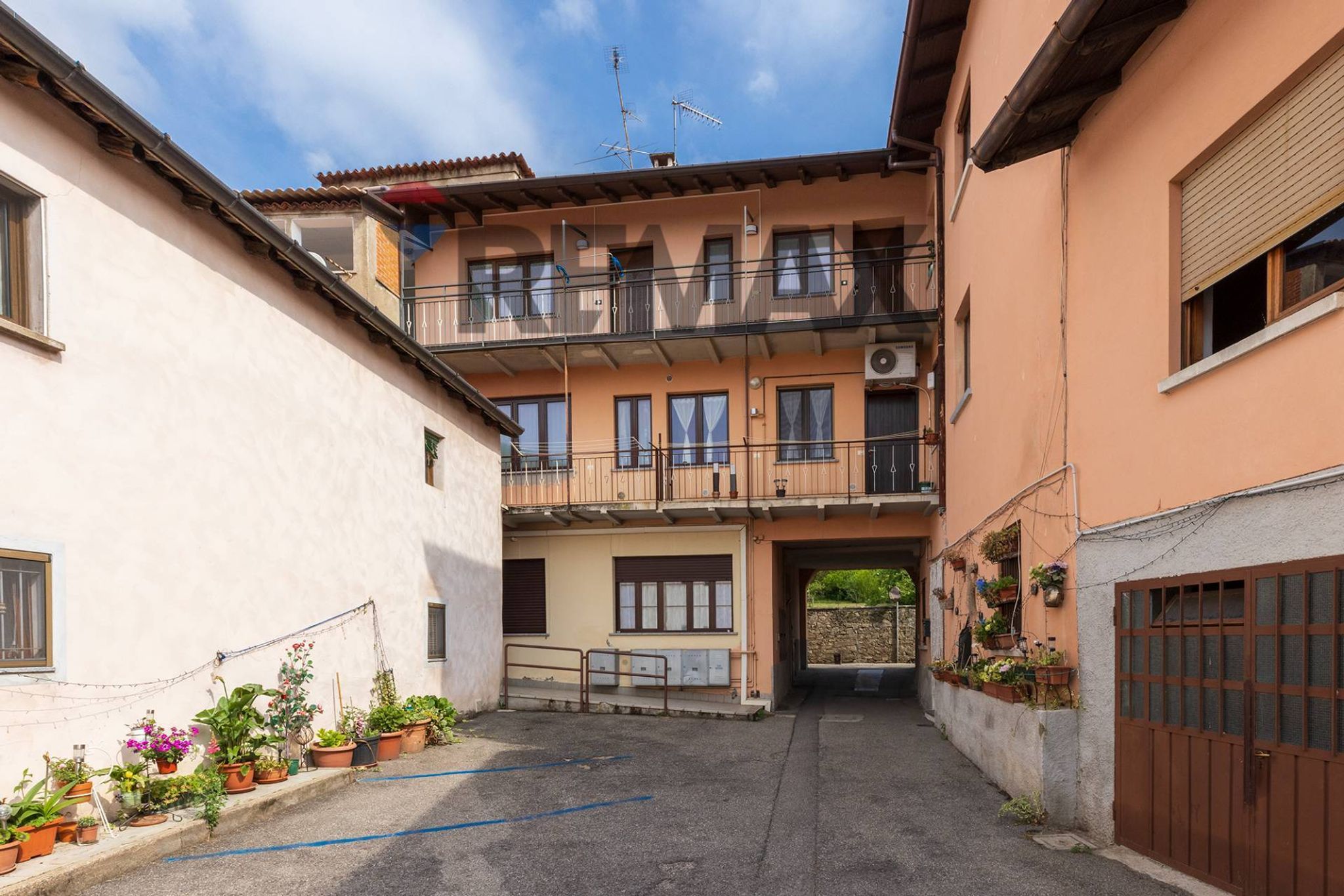 Edificio all'aperto
