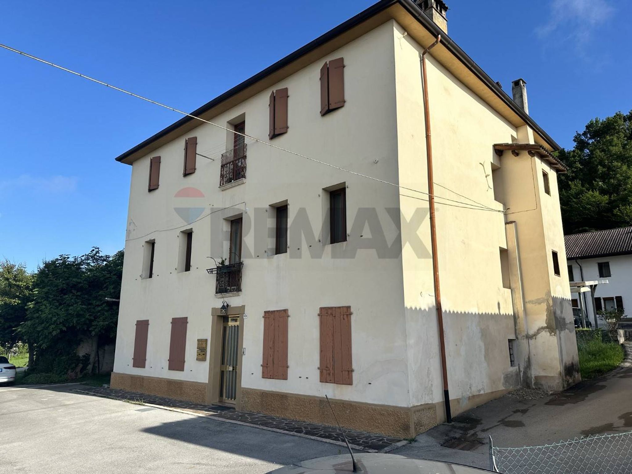 Edificio all'aperto