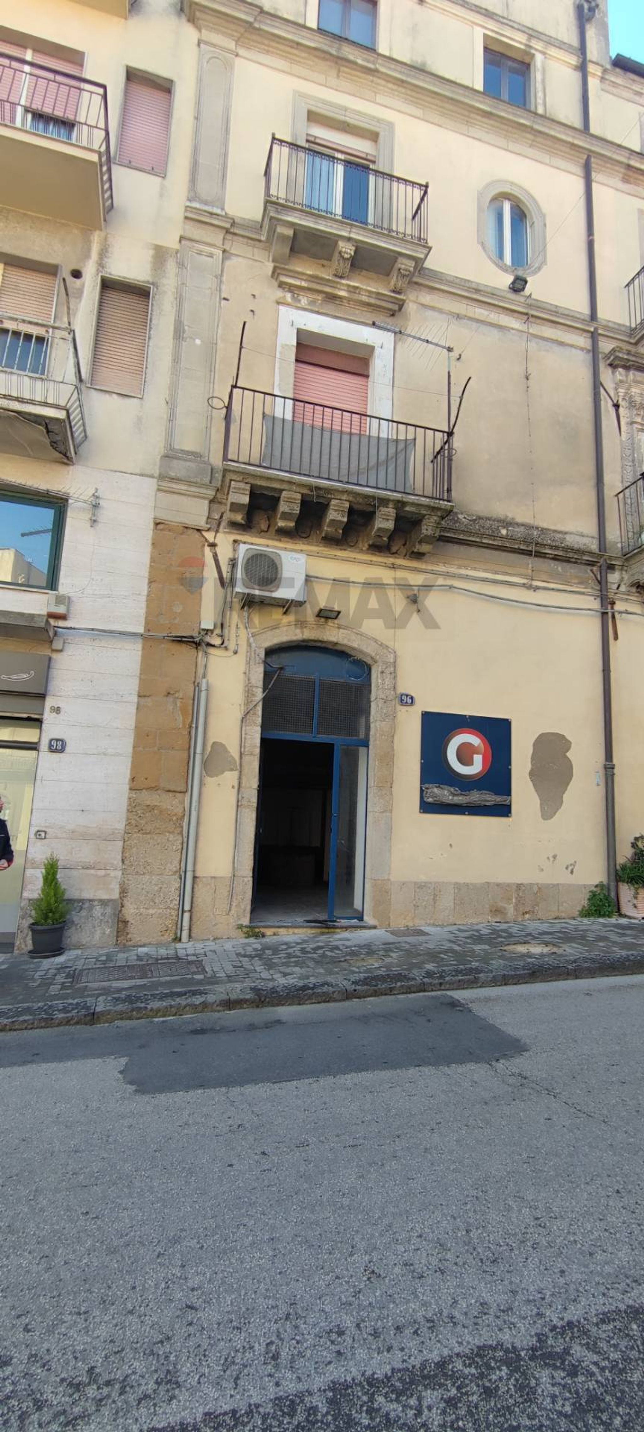 Edificio all'aperto