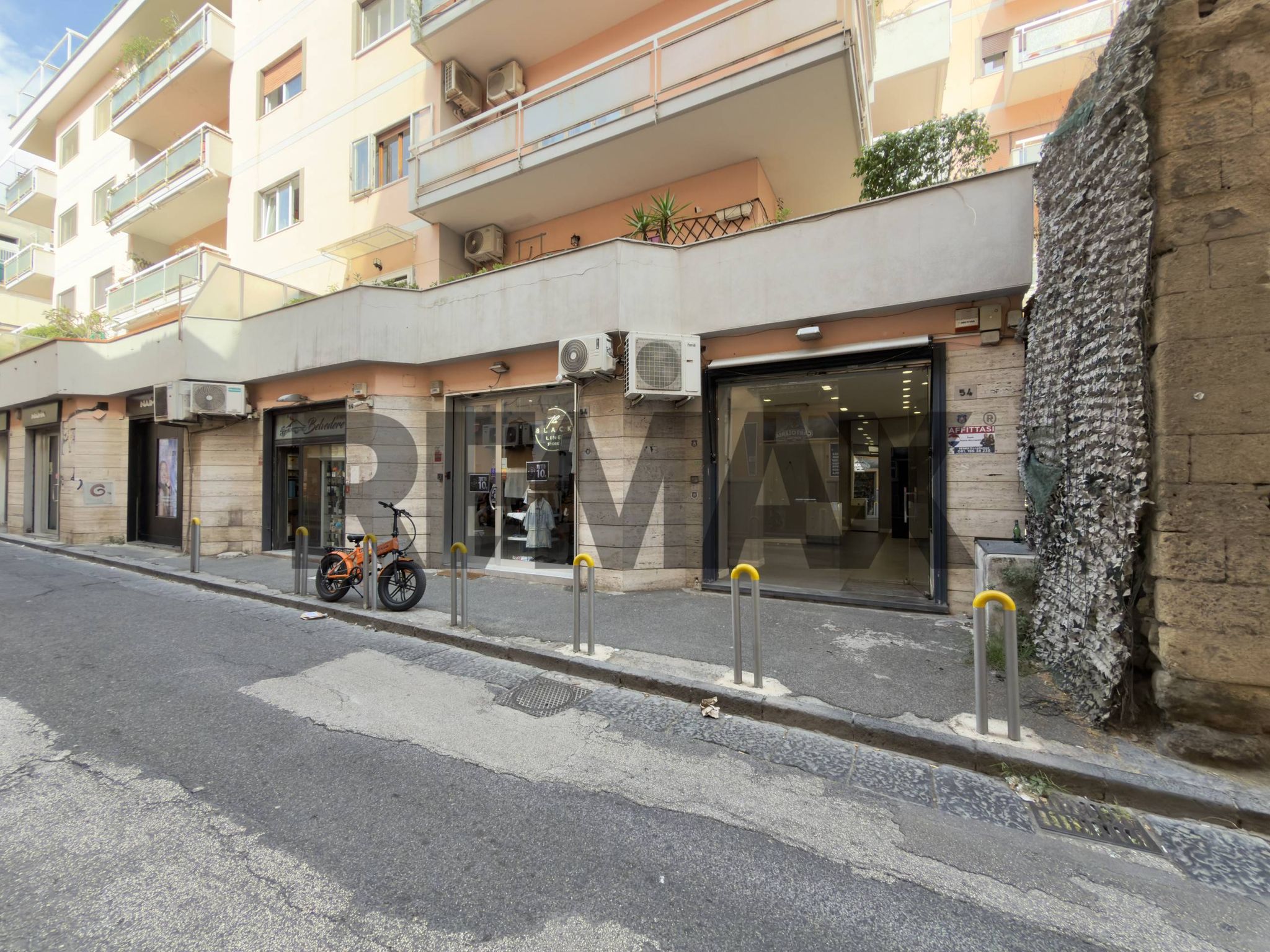 Edificio all'aperto