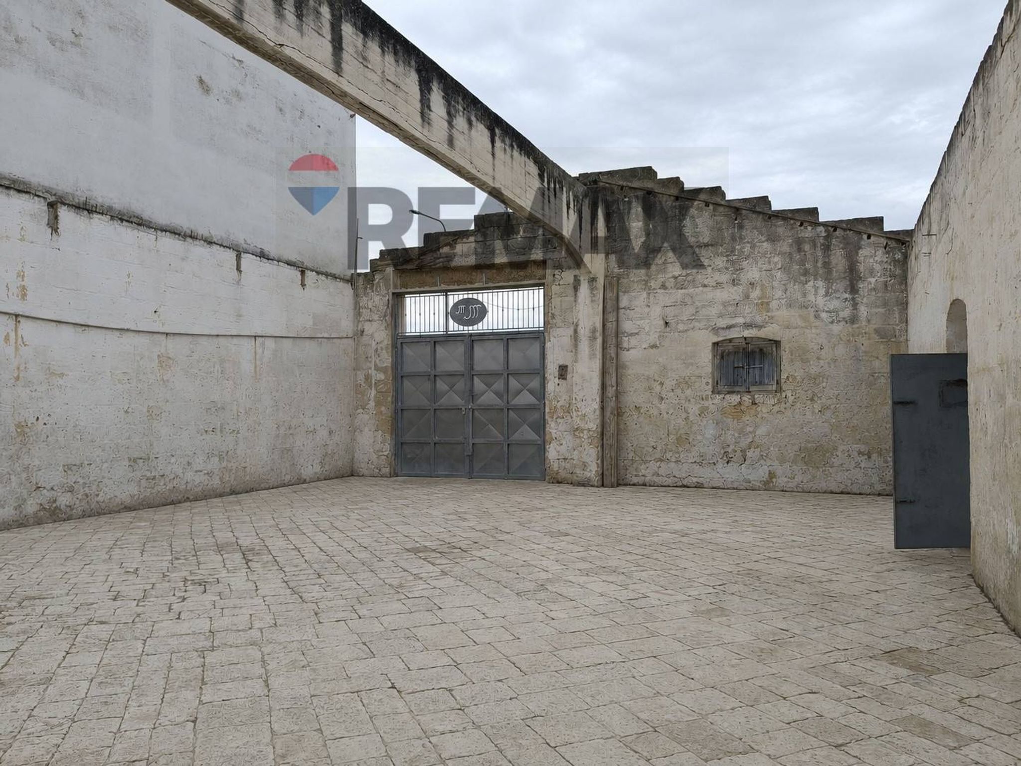 Edificio all'aperto