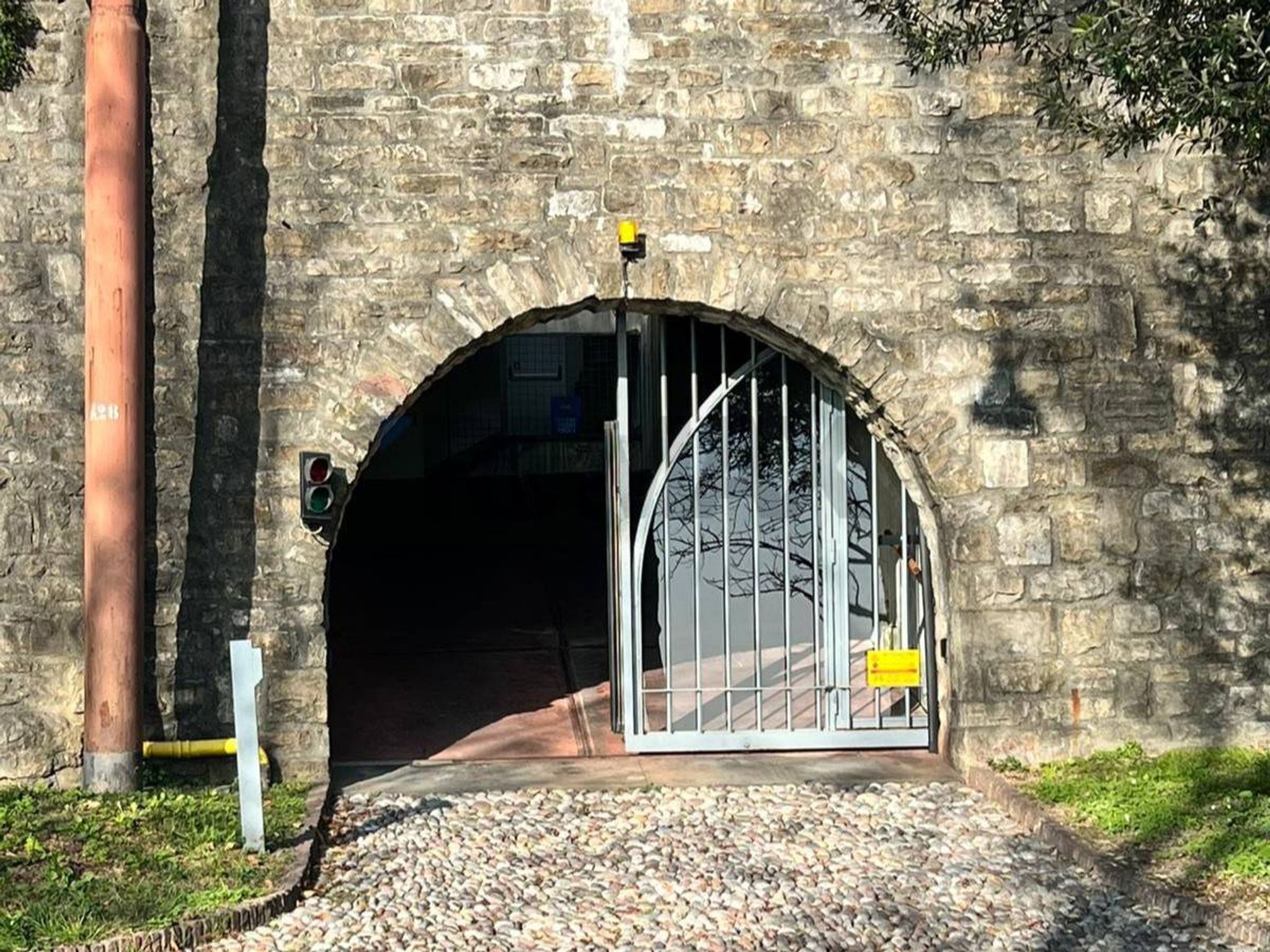 Edificio all'aperto