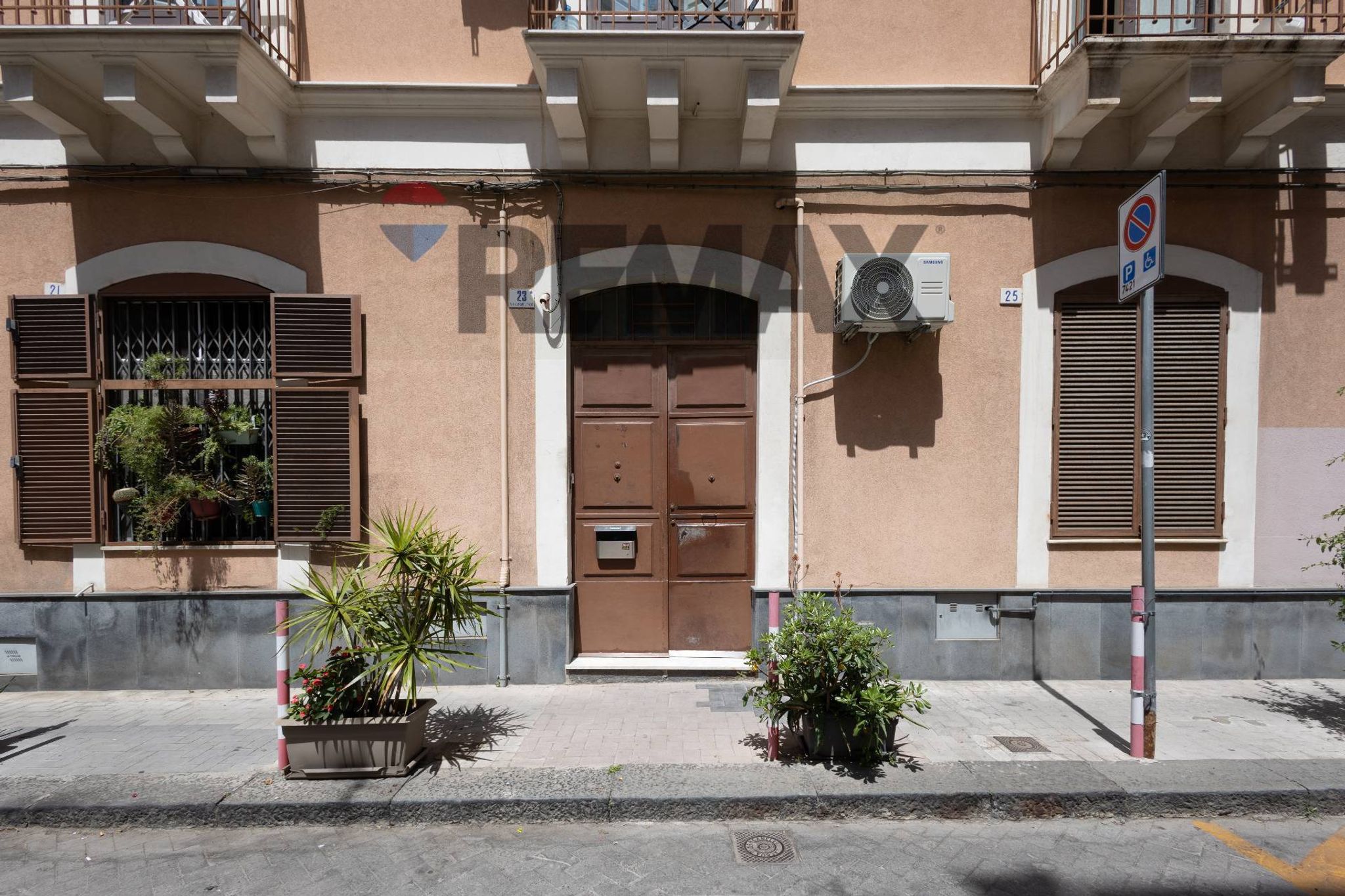 Edificio all'aperto