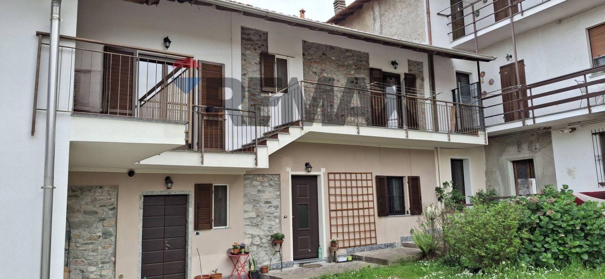 Edificio all'aperto