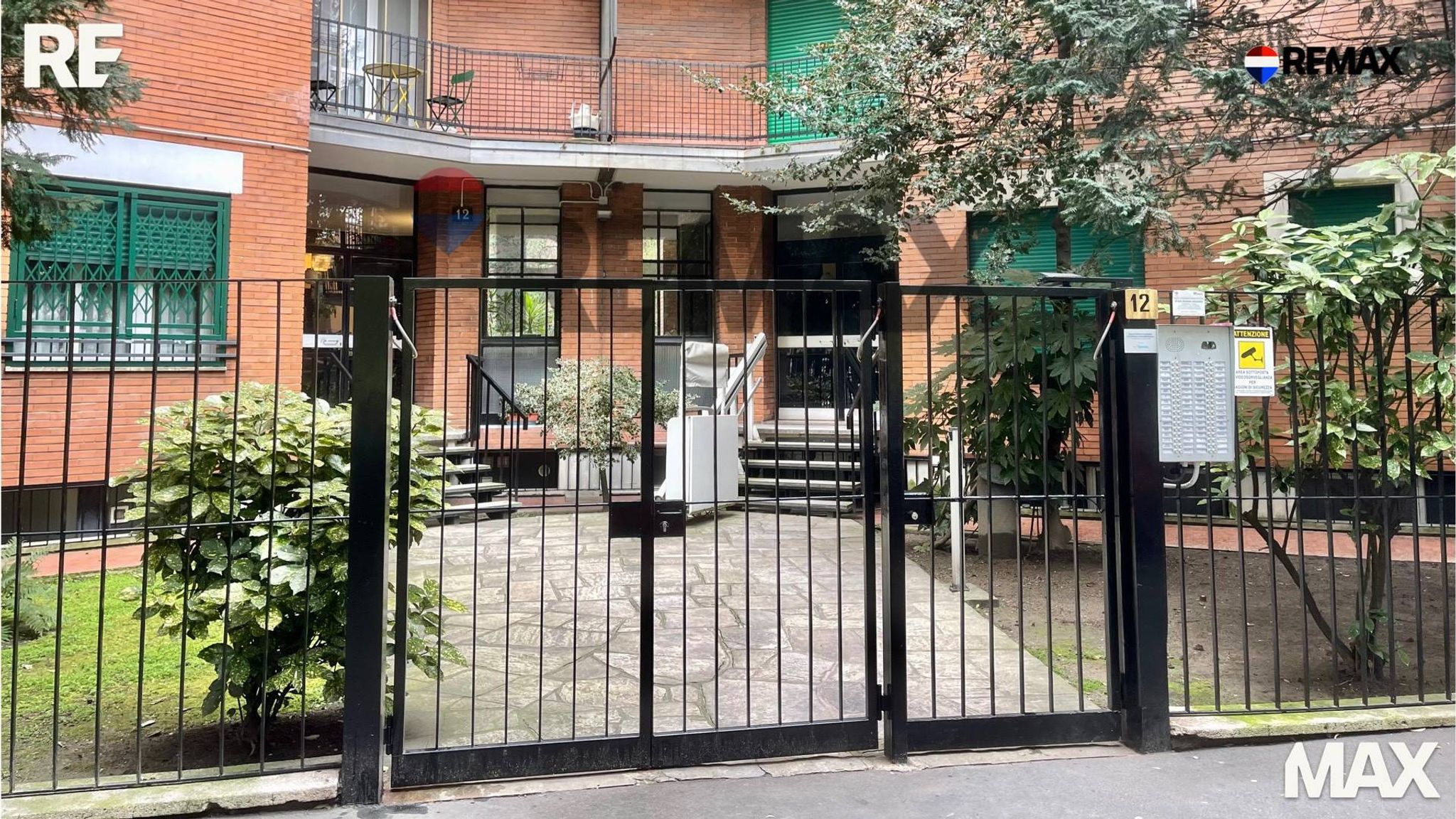 Edificio all'aperto