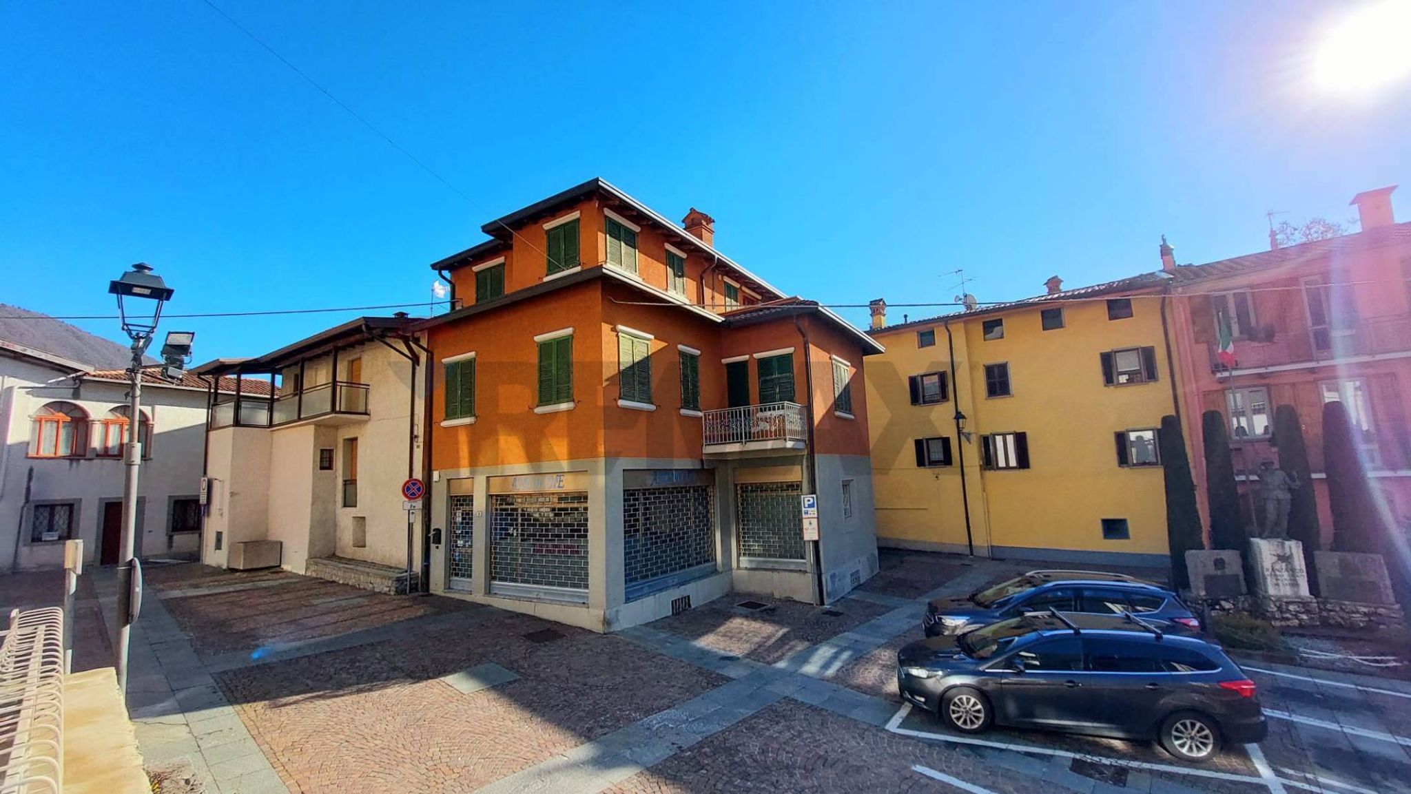 Edificio all'aperto