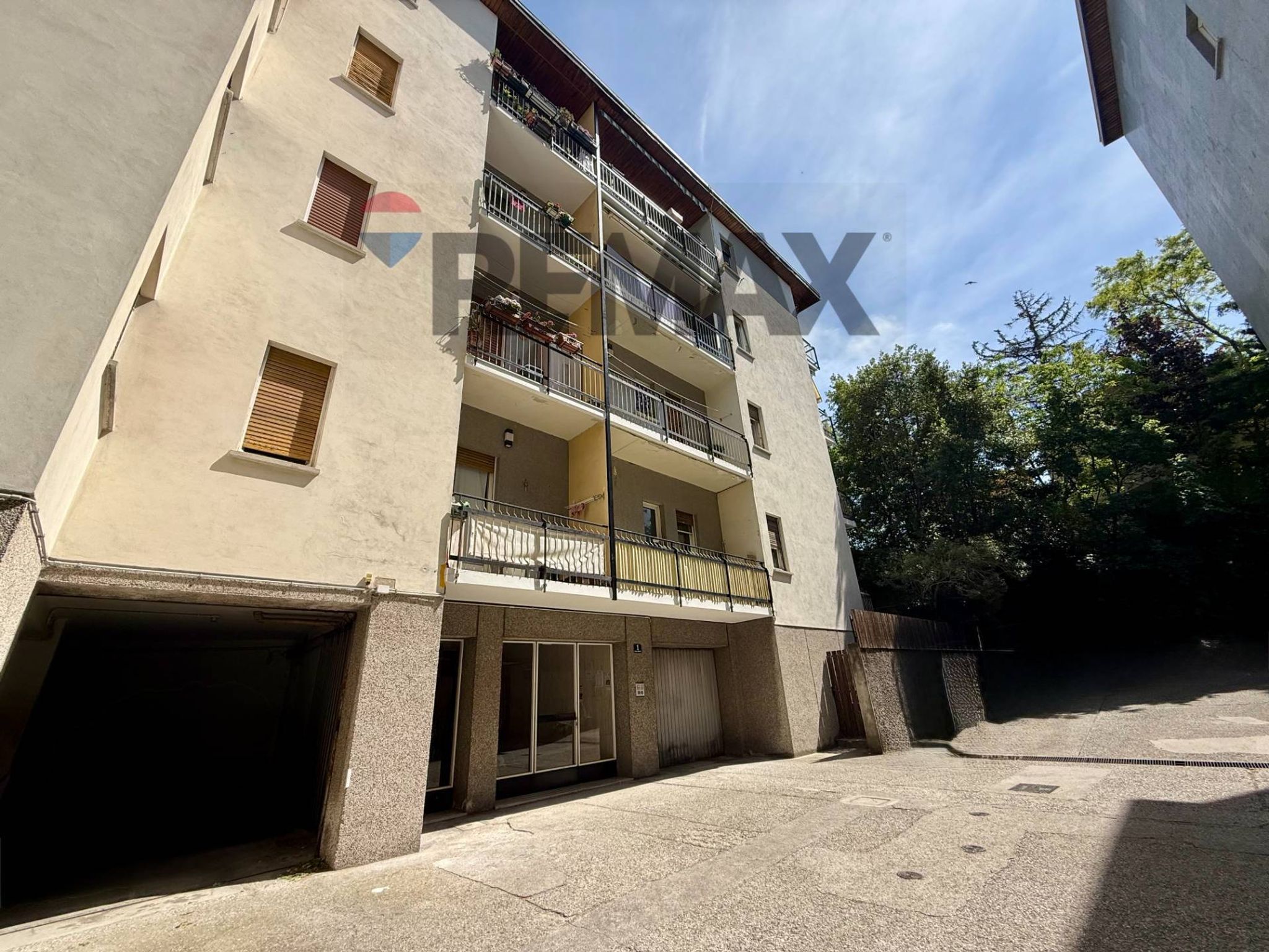 Edificio all'aperto