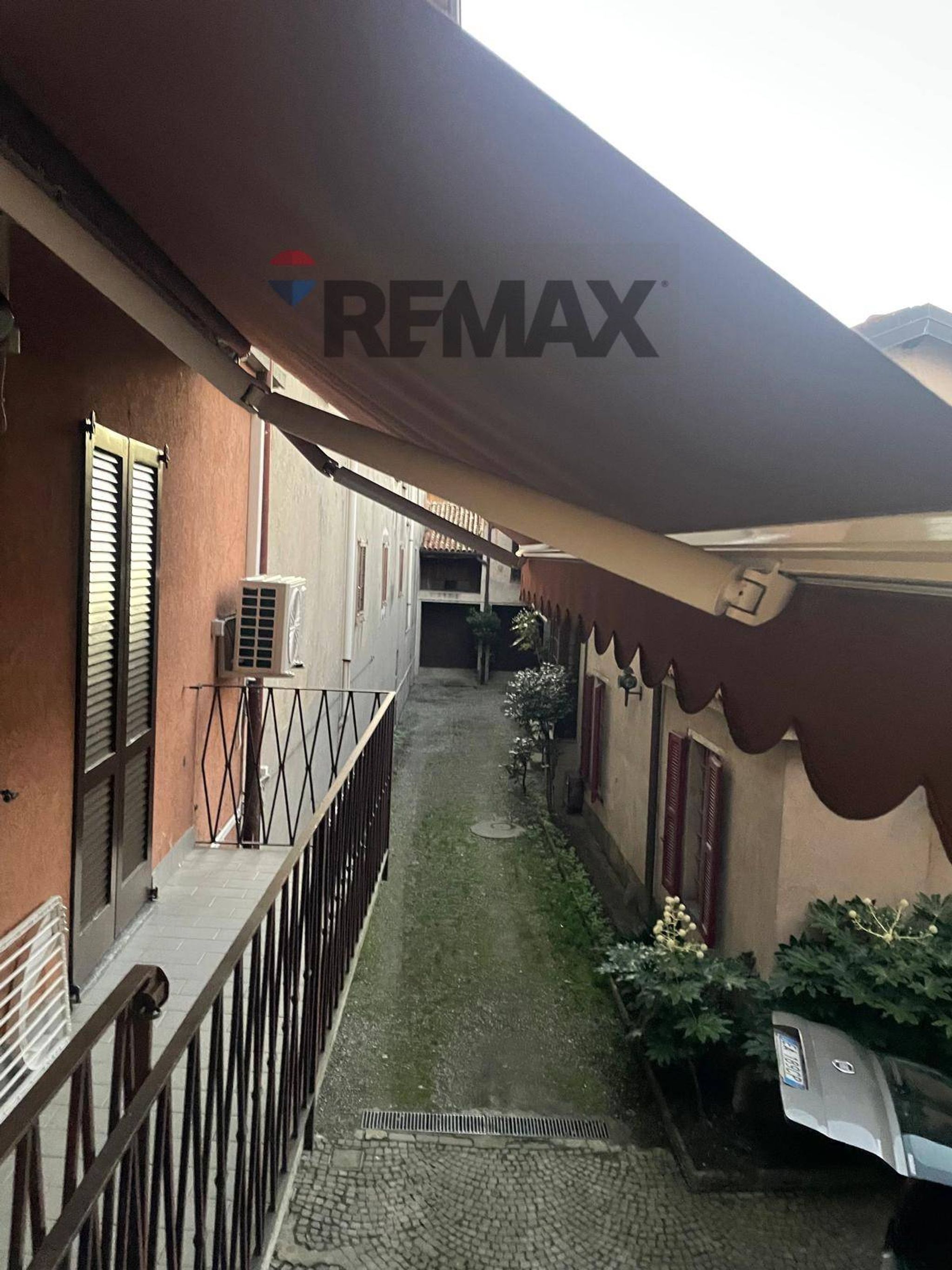 Edificio all'aperto