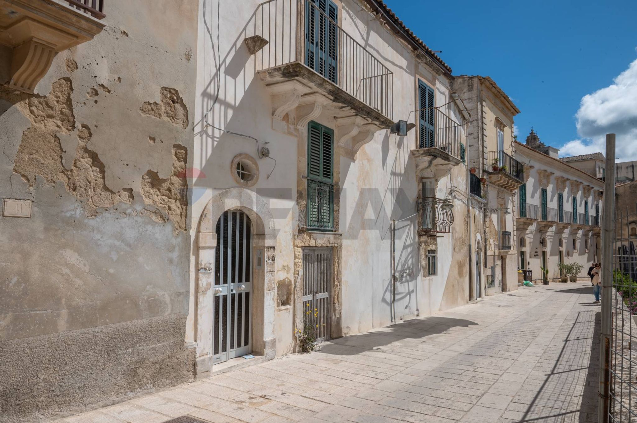 Edificio all'aperto