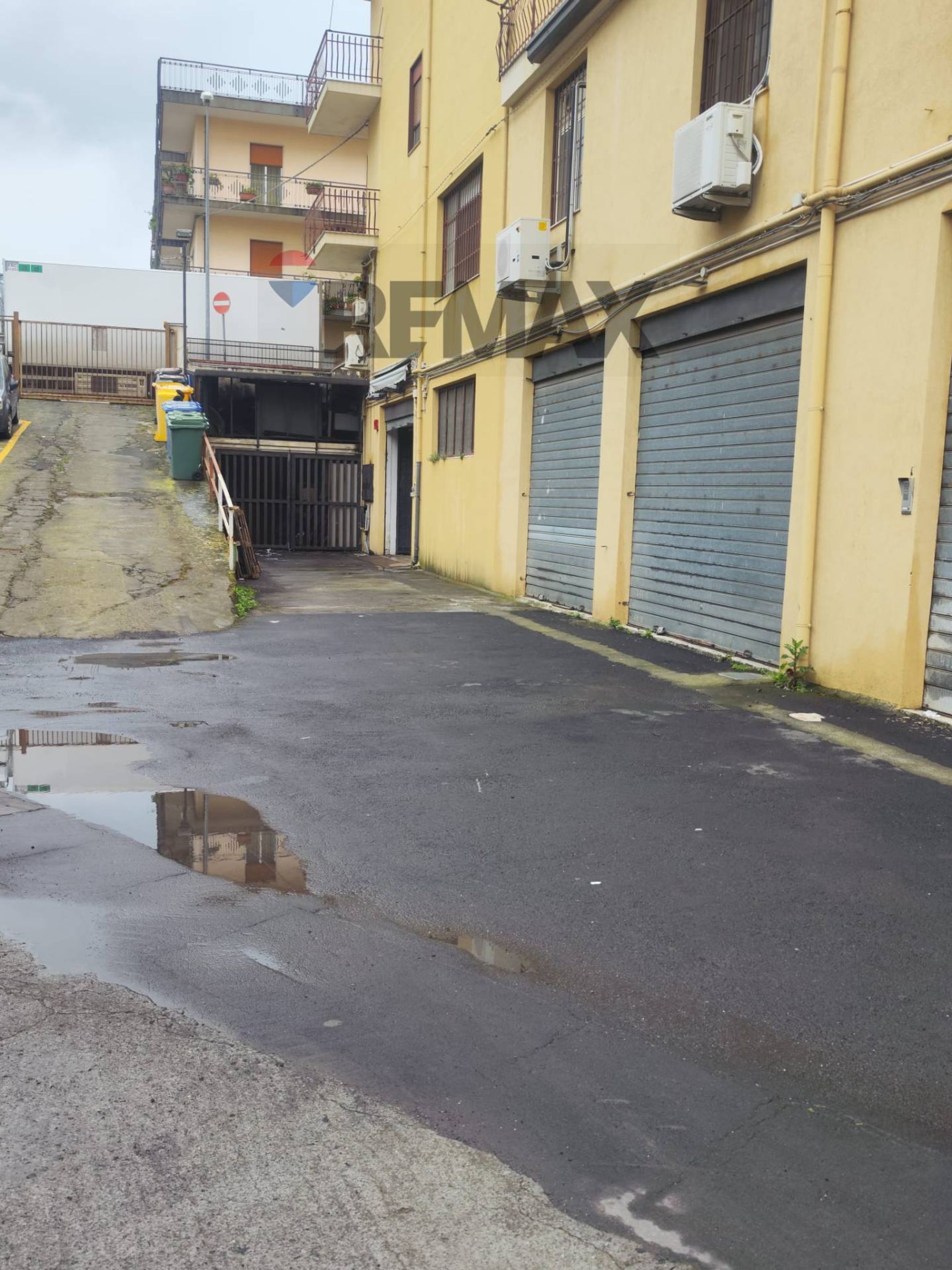 Immobile a Acireale