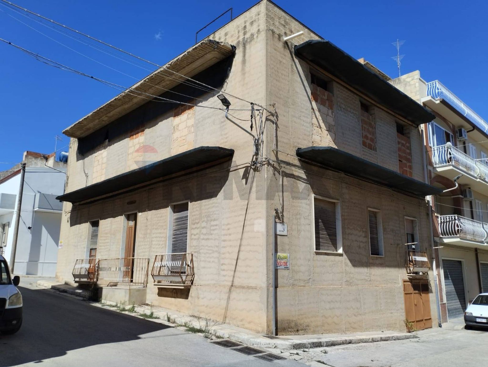 Edificio all'aperto