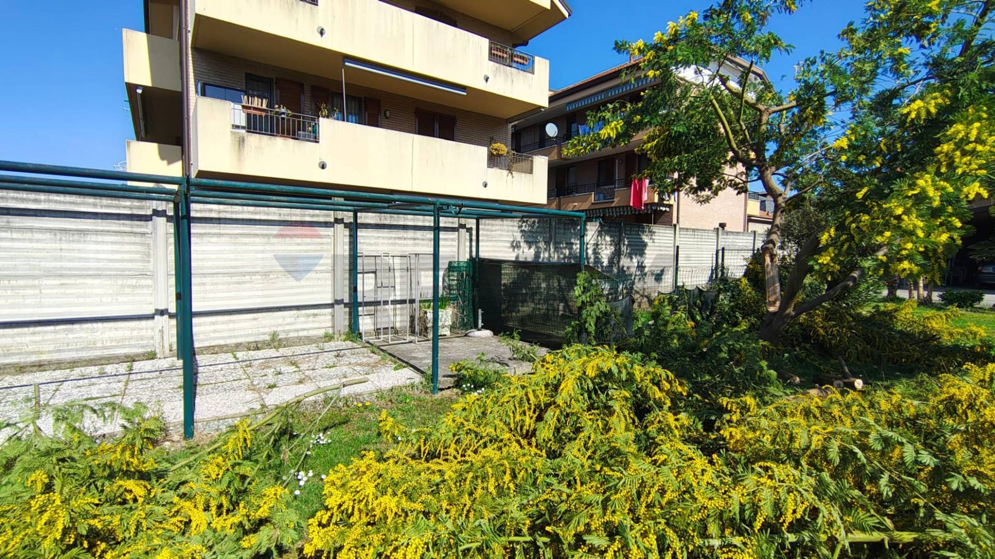Edificio all'aperto