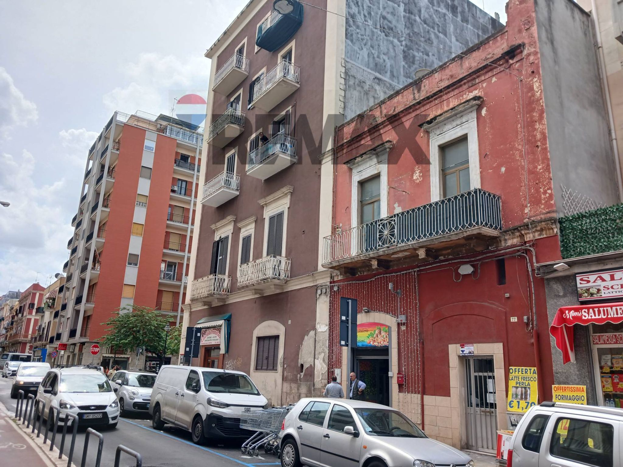 Edificio all'aperto