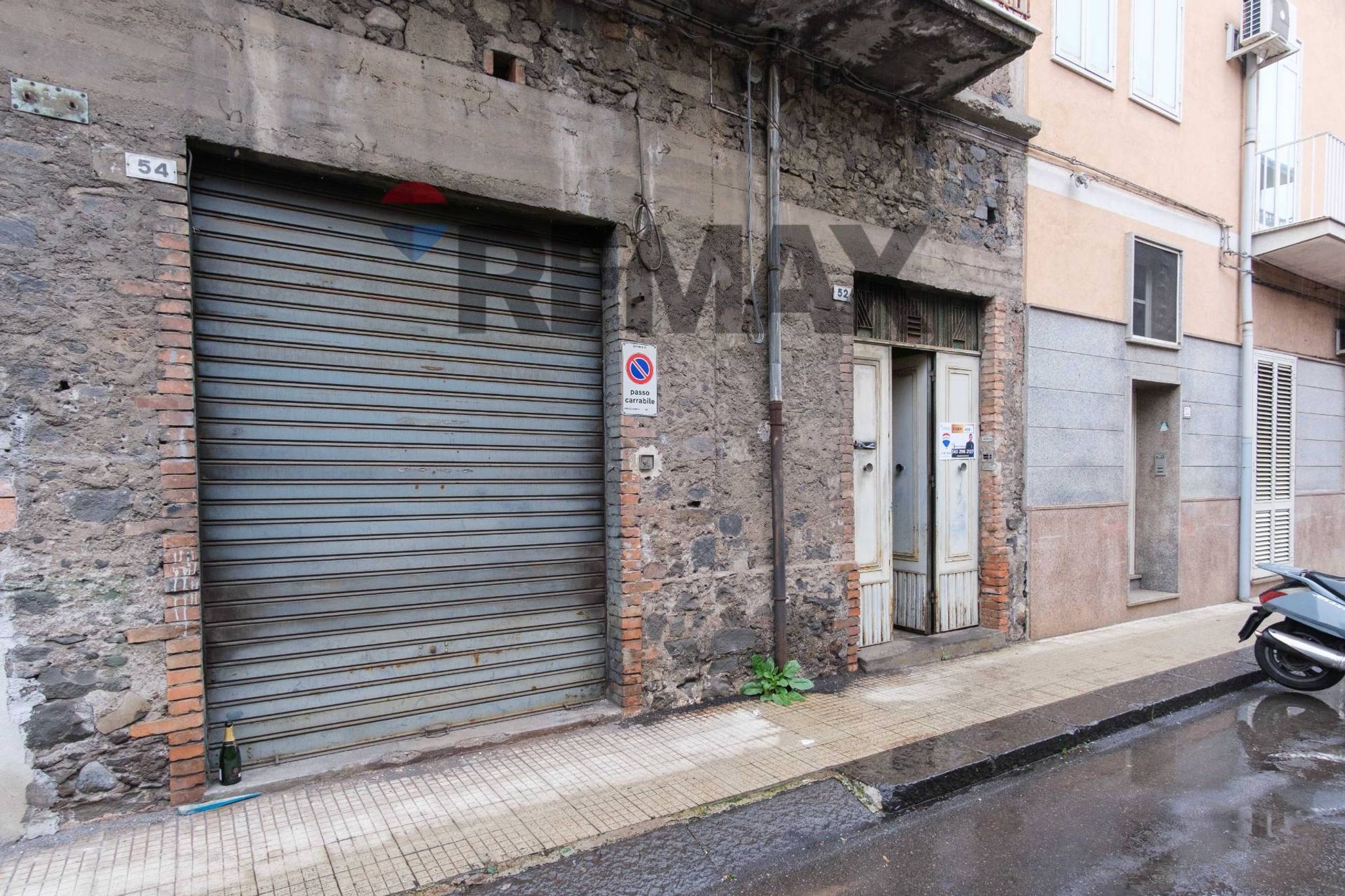 Edificio all'aperto