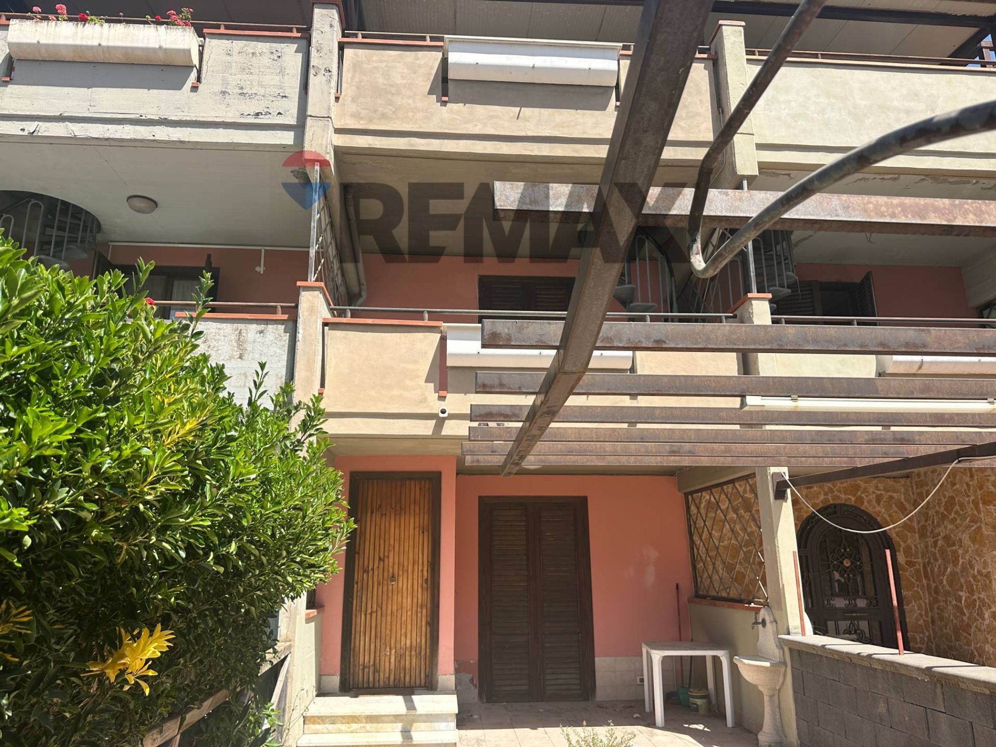 Edificio all'aperto
