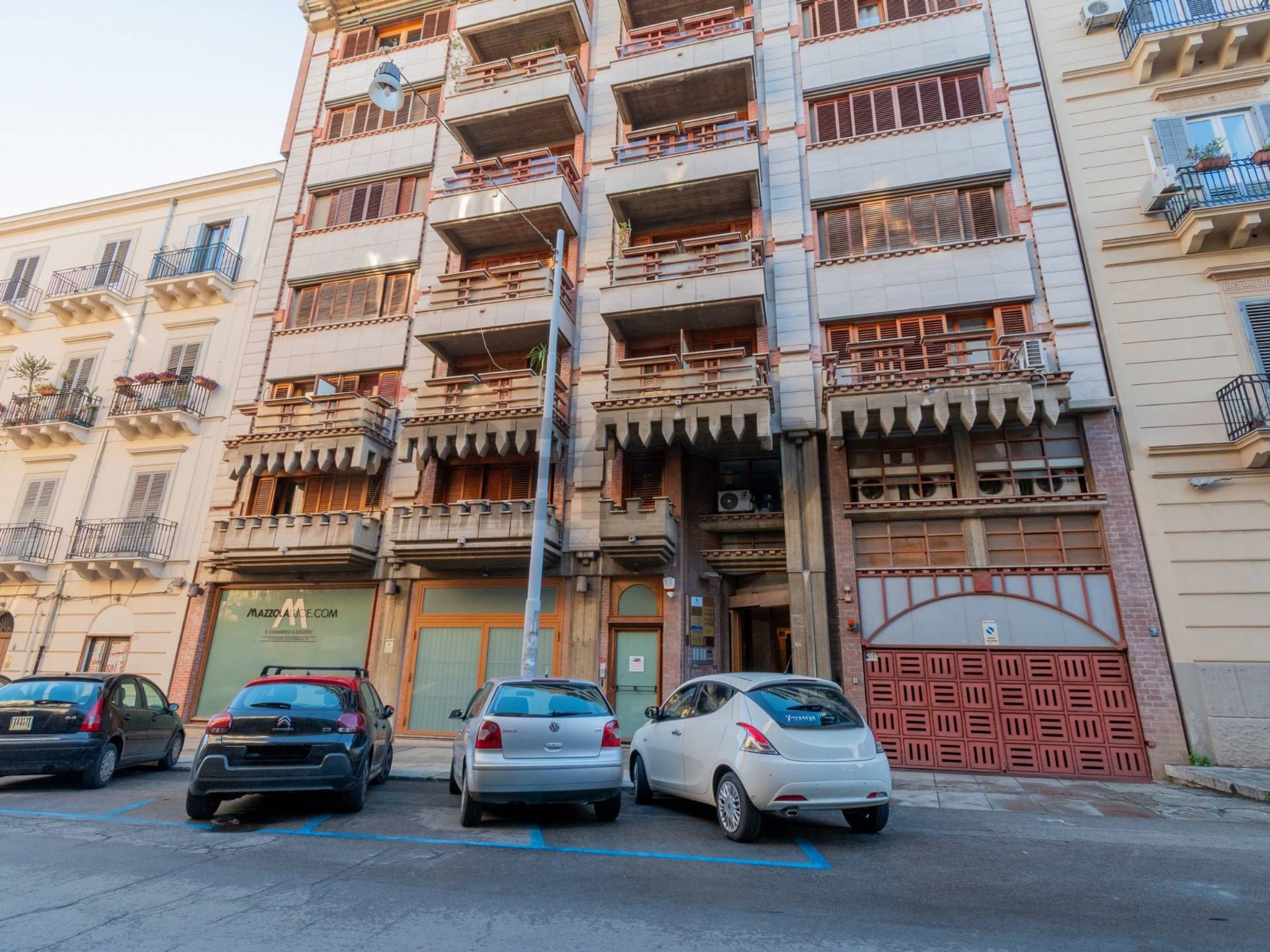 Edificio all'aperto