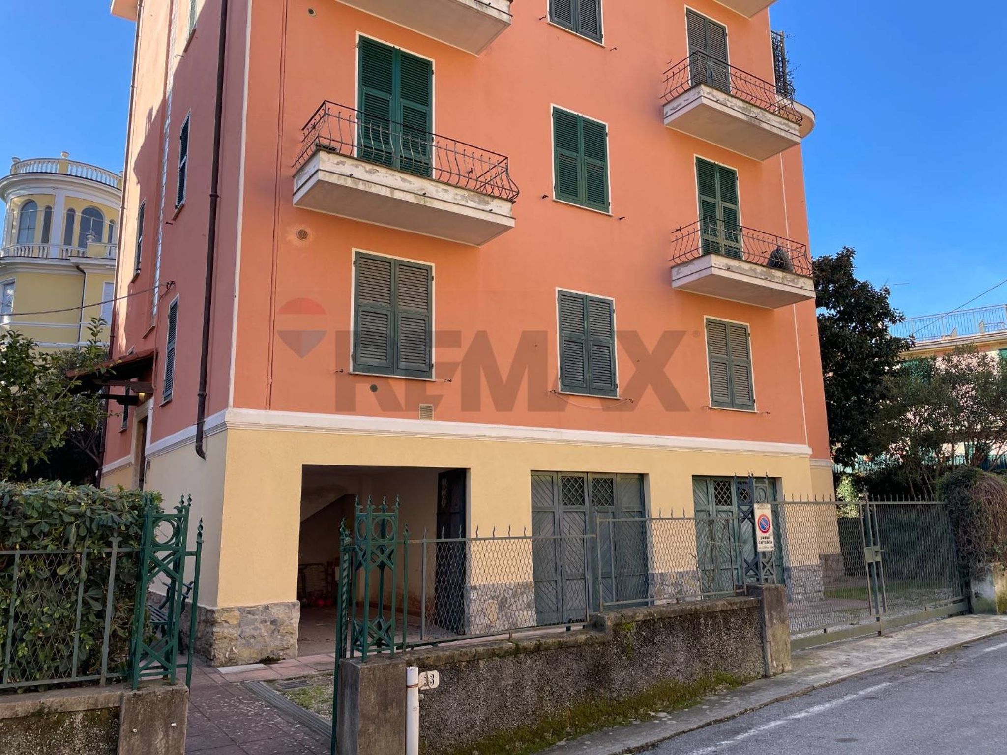 Edificio all'aperto