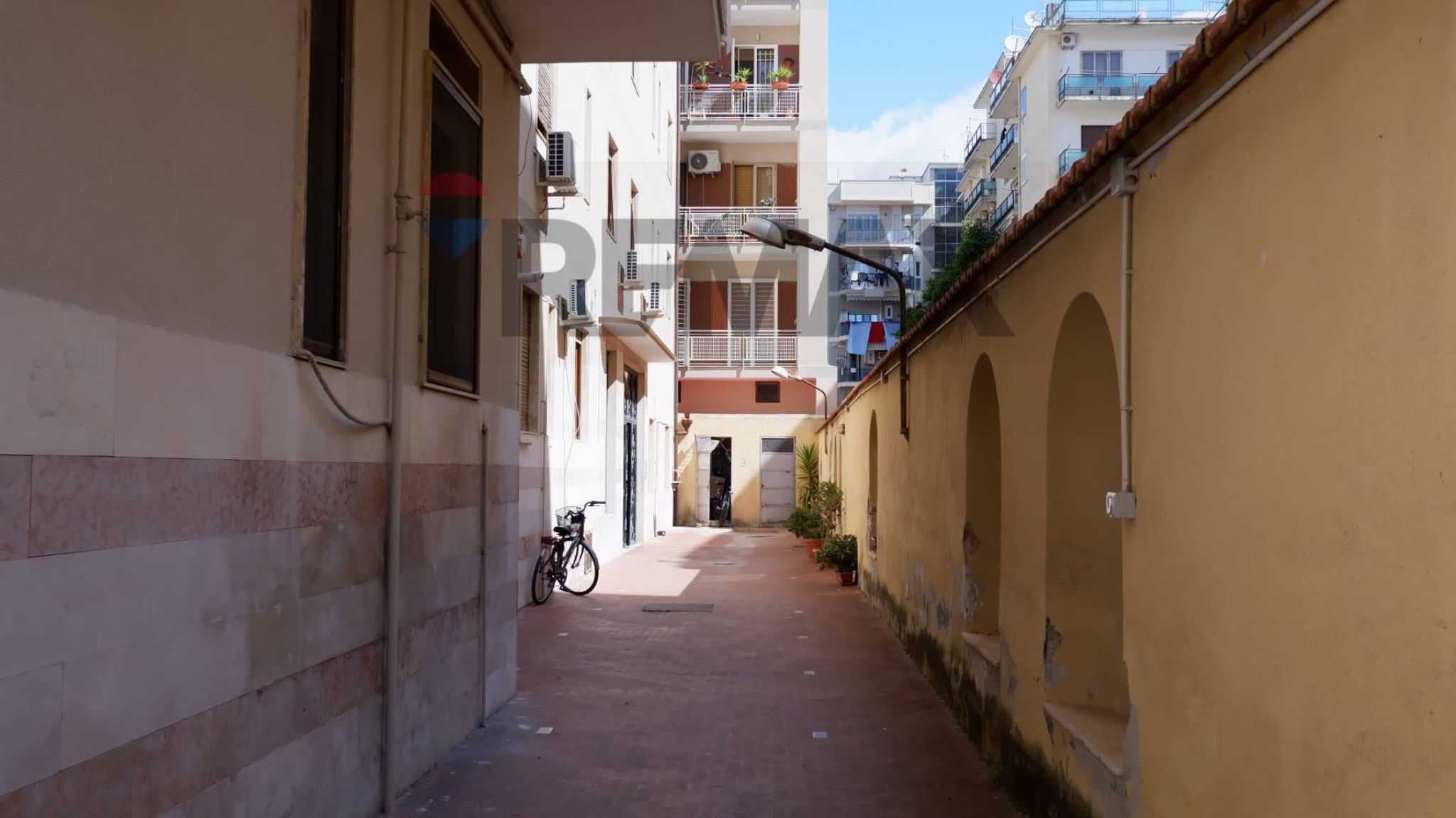 Edificio all'aperto