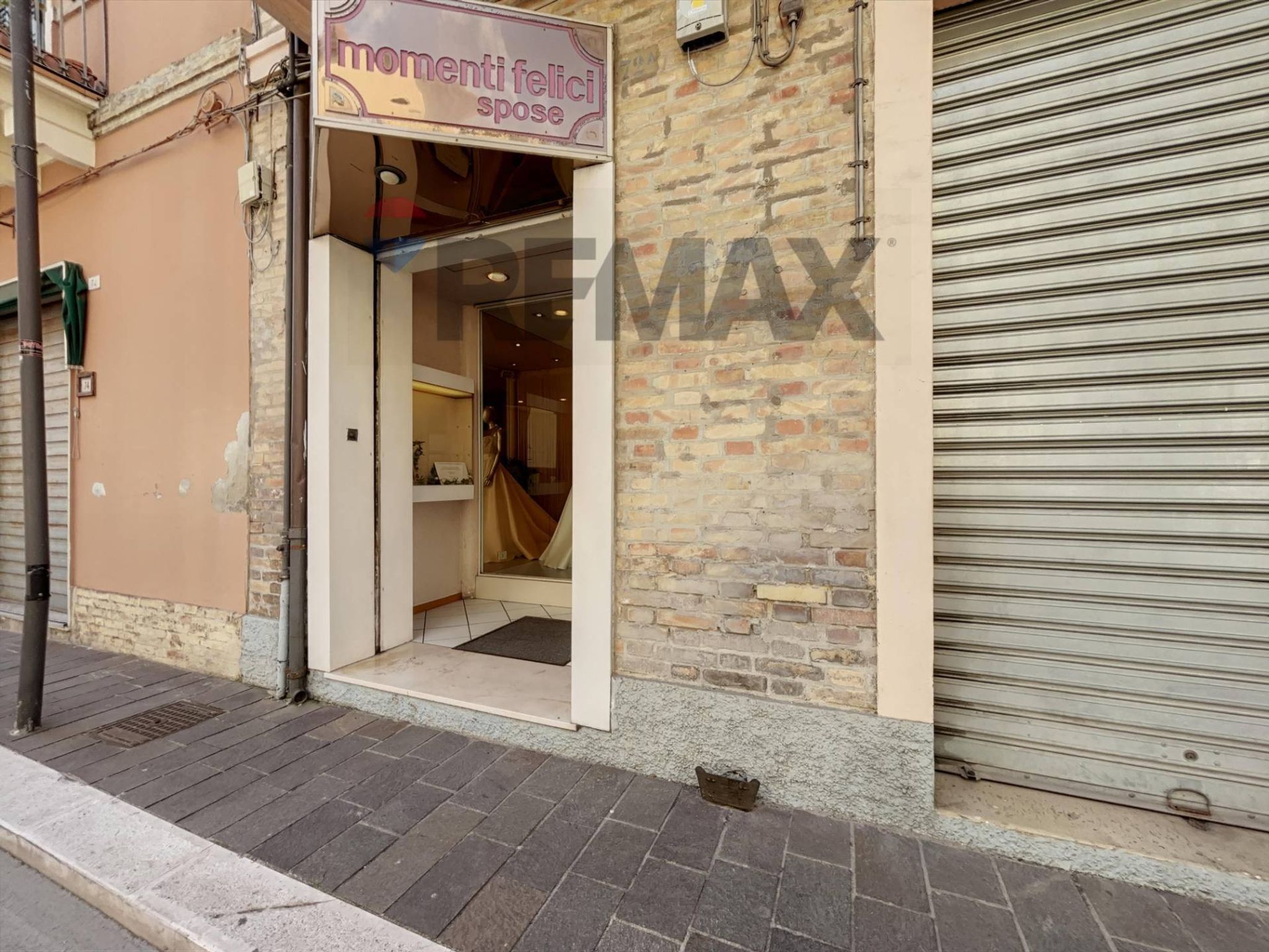 Edificio all'aperto