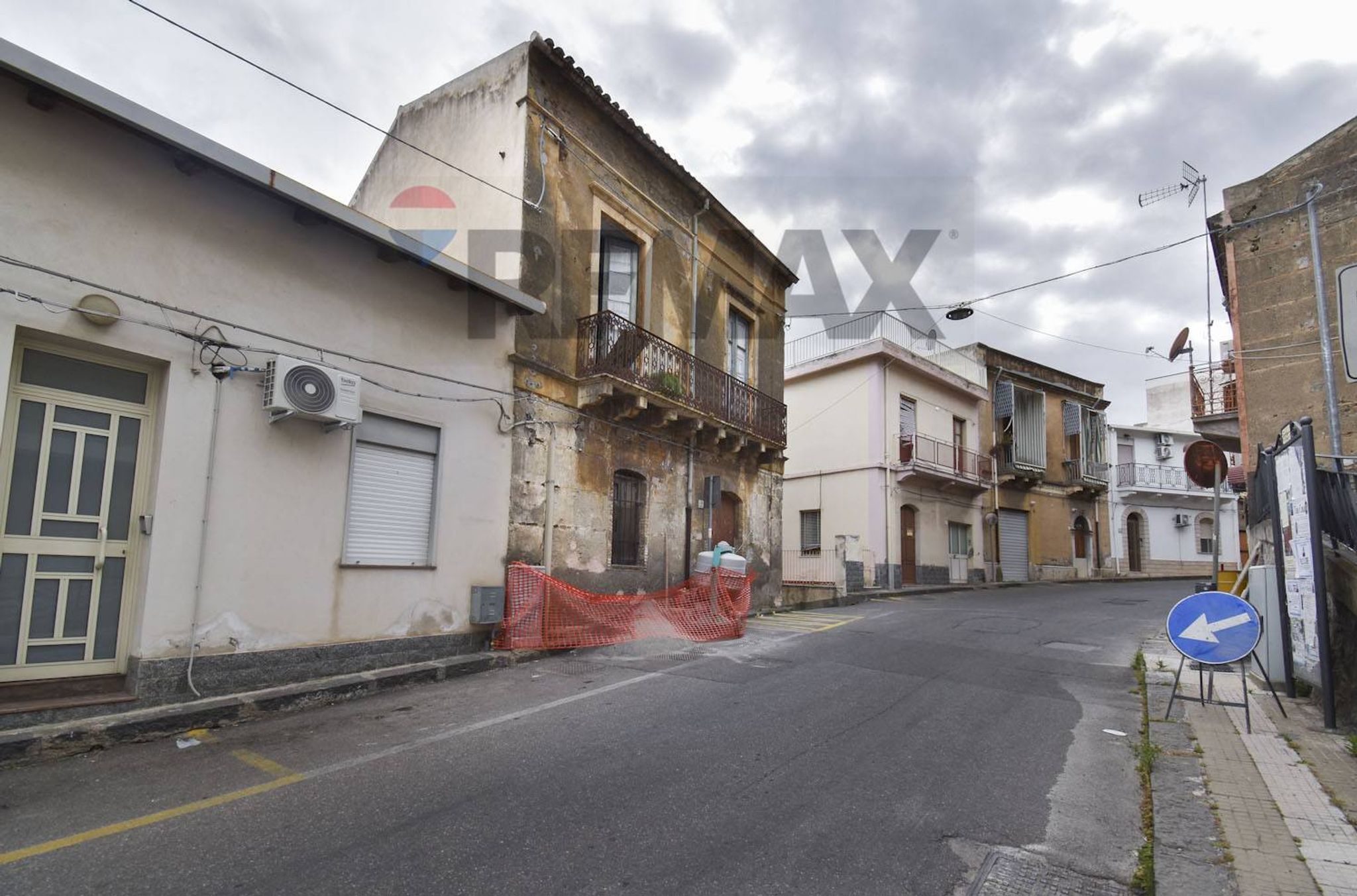 Edificio all'aperto