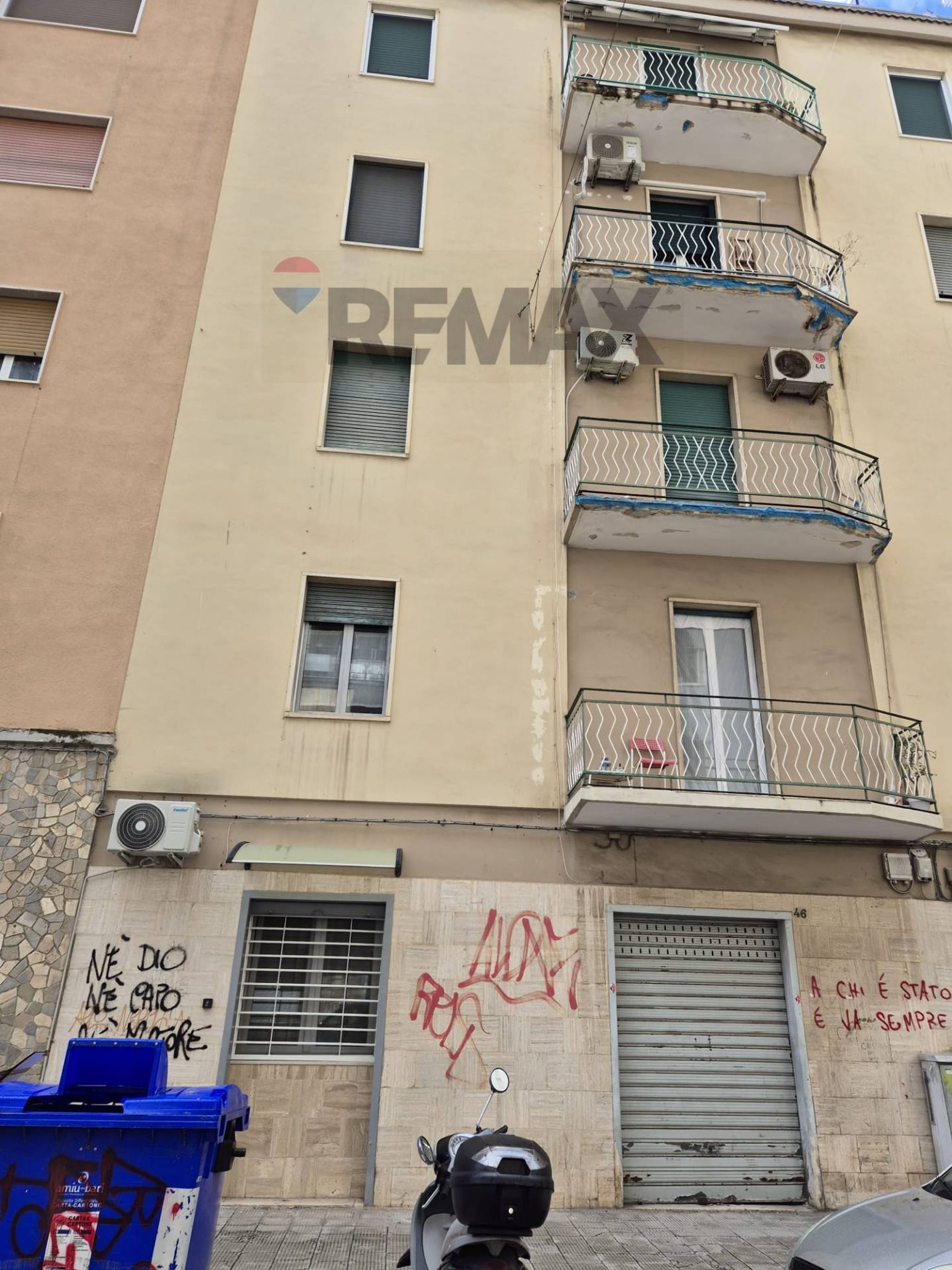 Edificio all'aperto